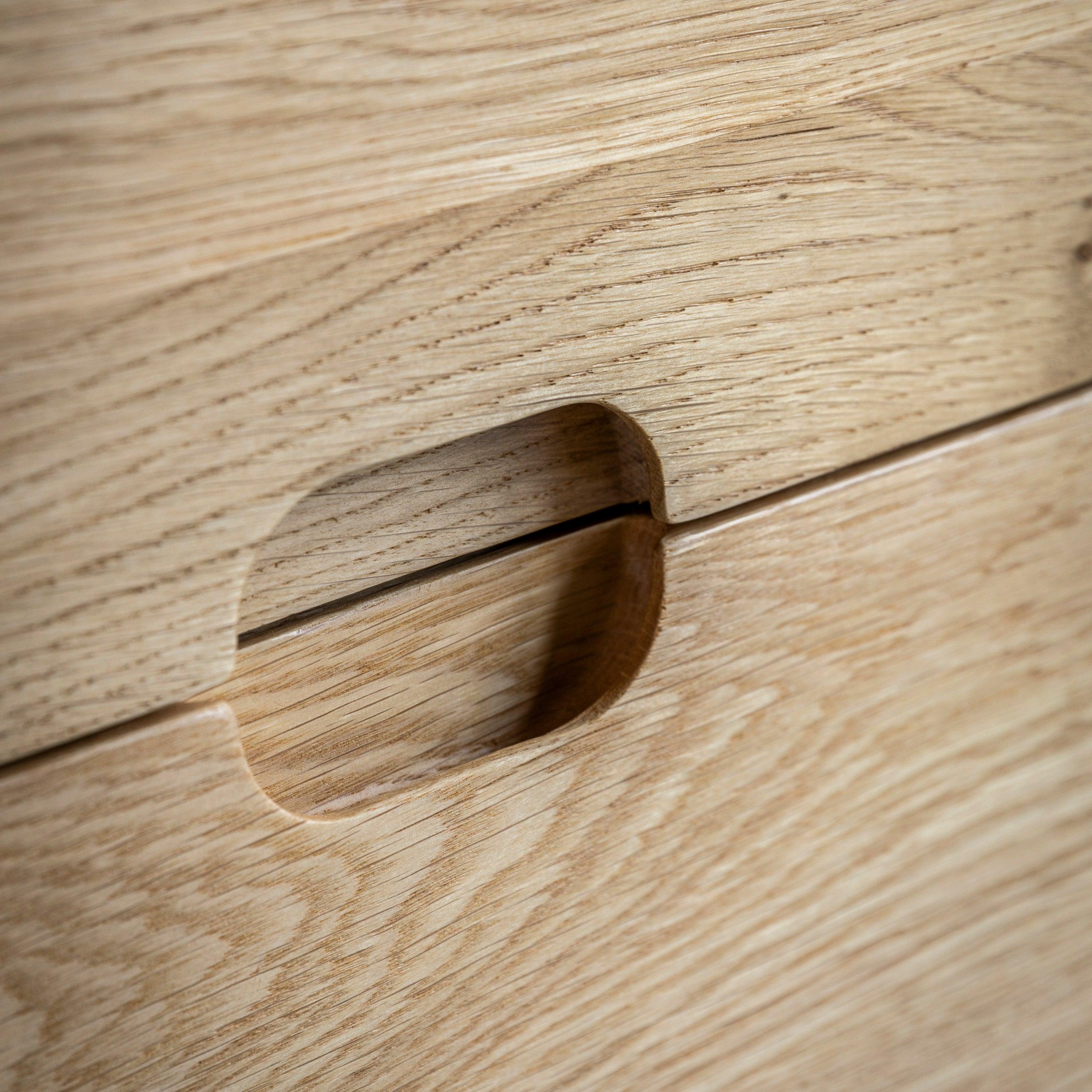 Artisan 5 Drawer Chest Natural Oak Wood - Maison Rêves UK