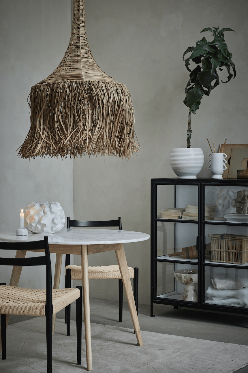 Ellie White Wash Oak Wood Circular Dining Table with White Marble Top - Maison Rêves UK