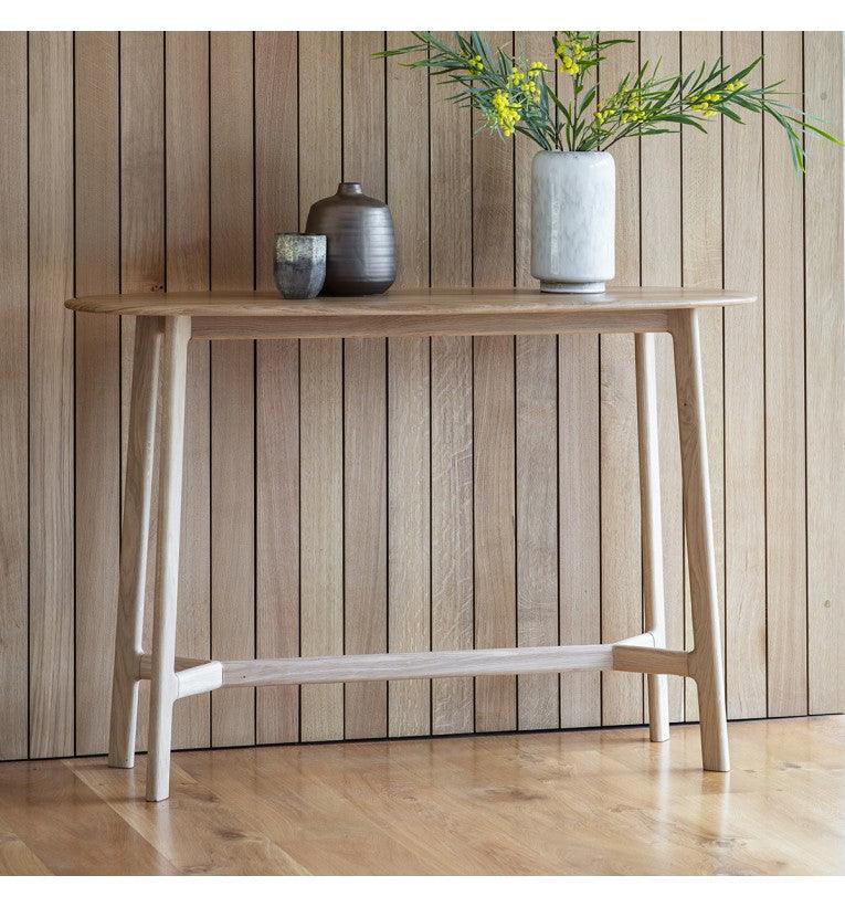 Modera Oak Console Table - Maison Rêves UK