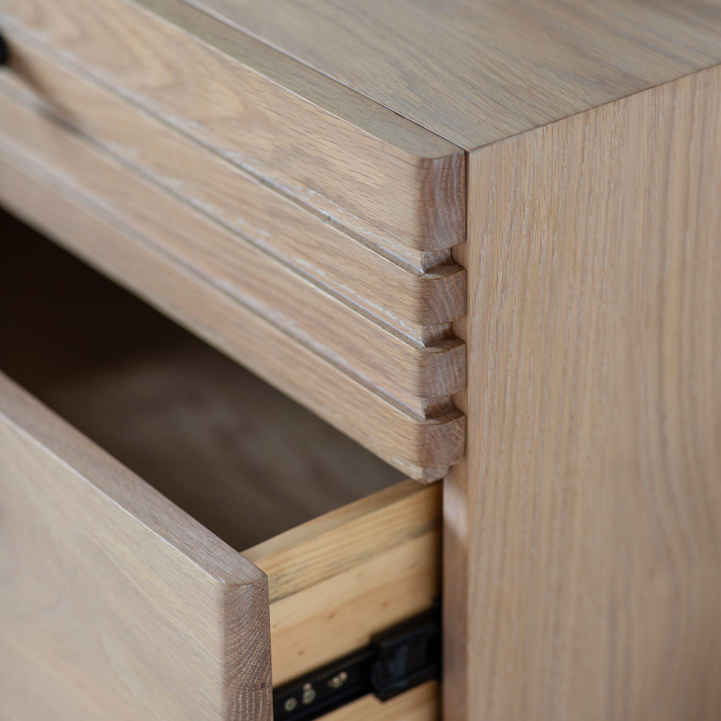 Stella Oak Wood 6 Drawer Chest with Black Metal Legs - Maison Rêves UK