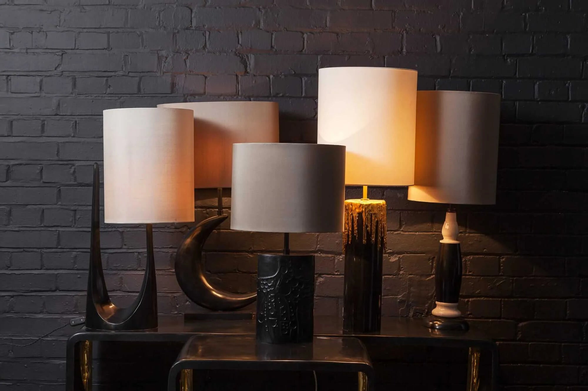 Bronze Ring Table Lamp
