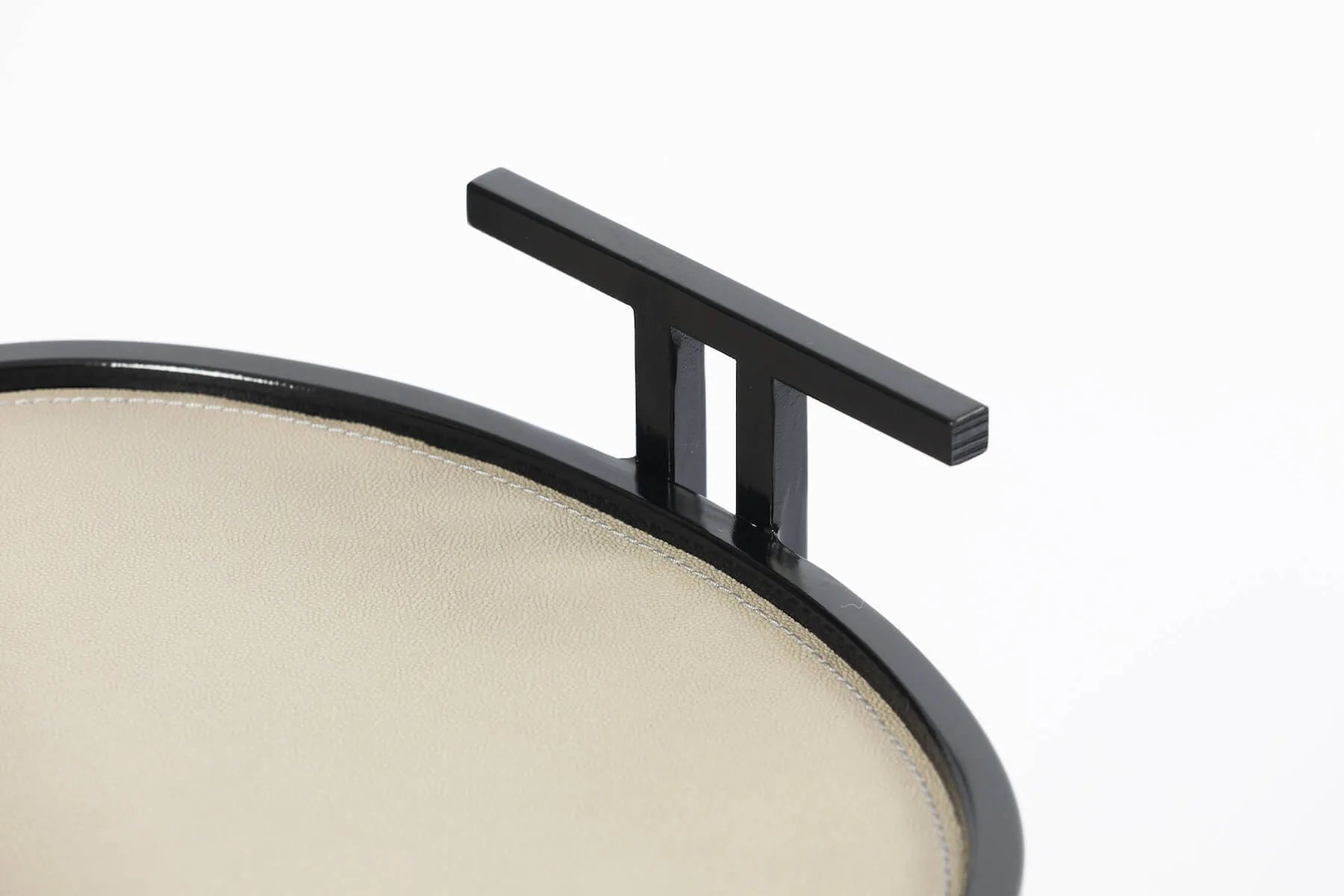 Cocktail Table Oval French Grey Leather