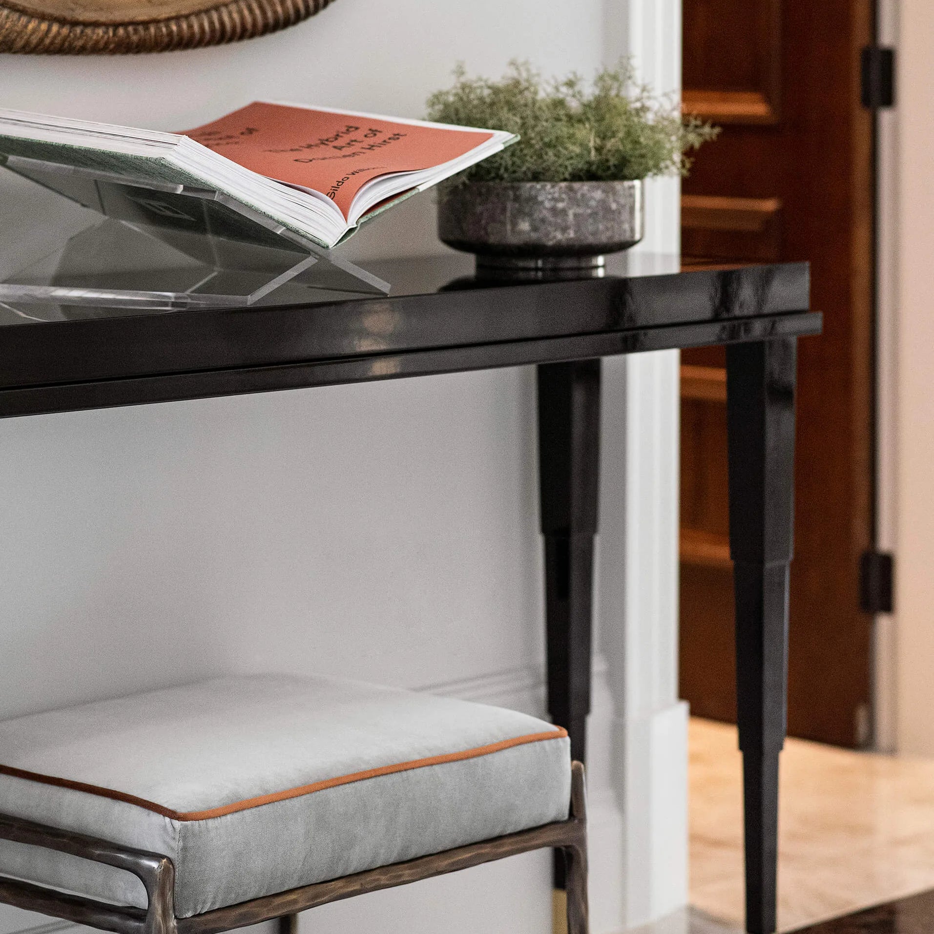 Forged Stool Bronze Dorato
