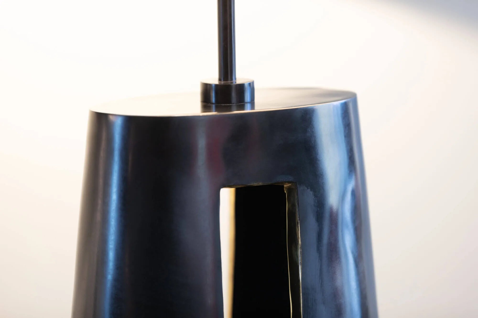 Keyhole Lamp Bronze Nera