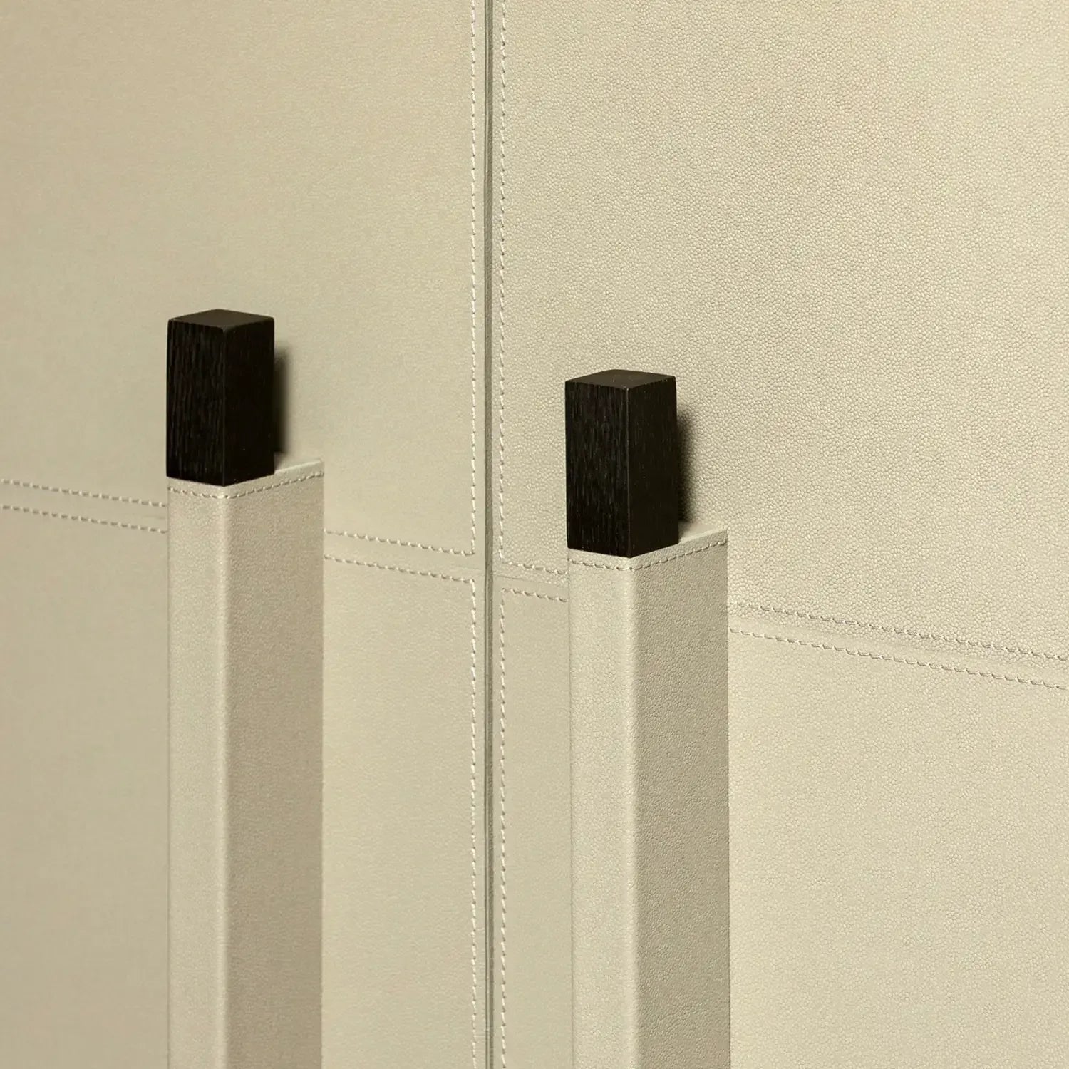 Linea Nera Armoire French Grey Leather