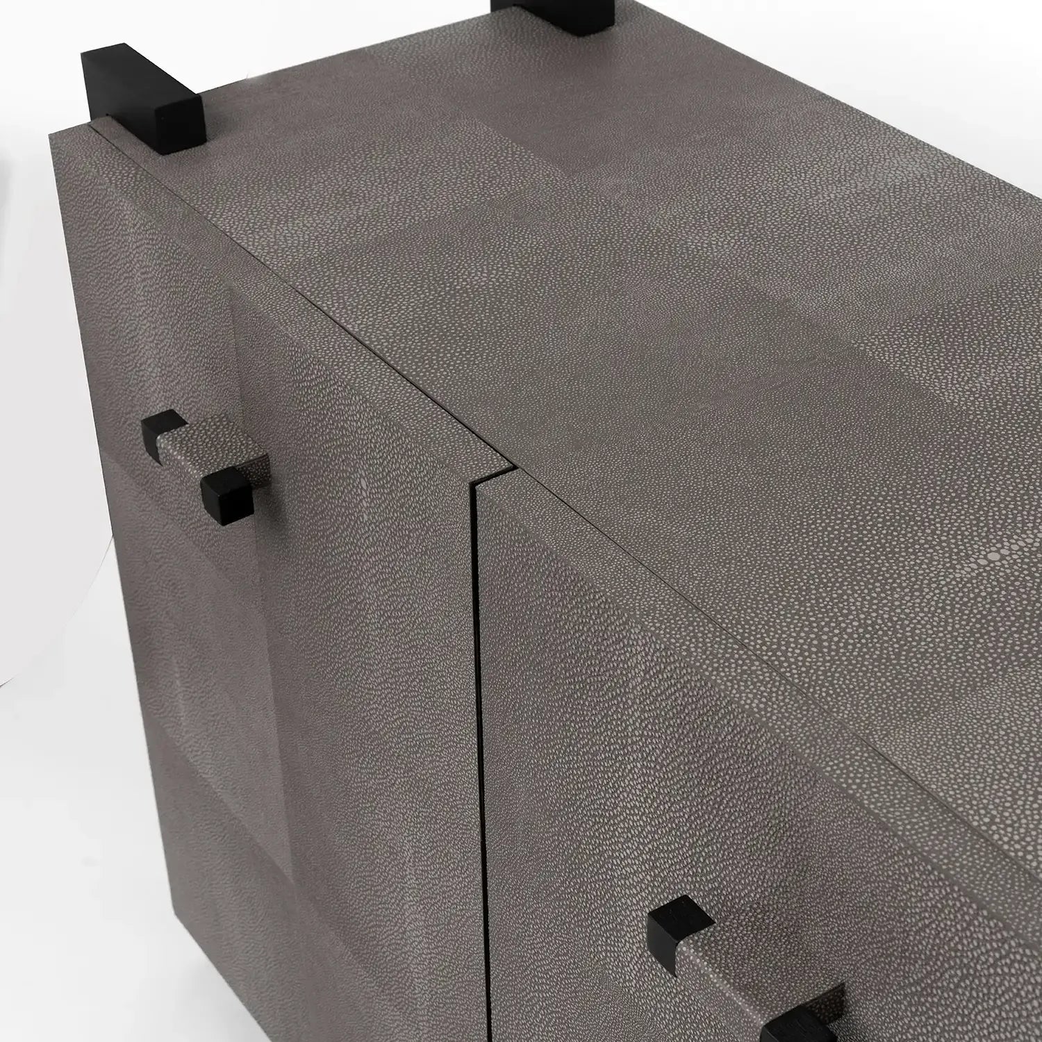 Linea Nera Cabinet Grey Shagreen Leather