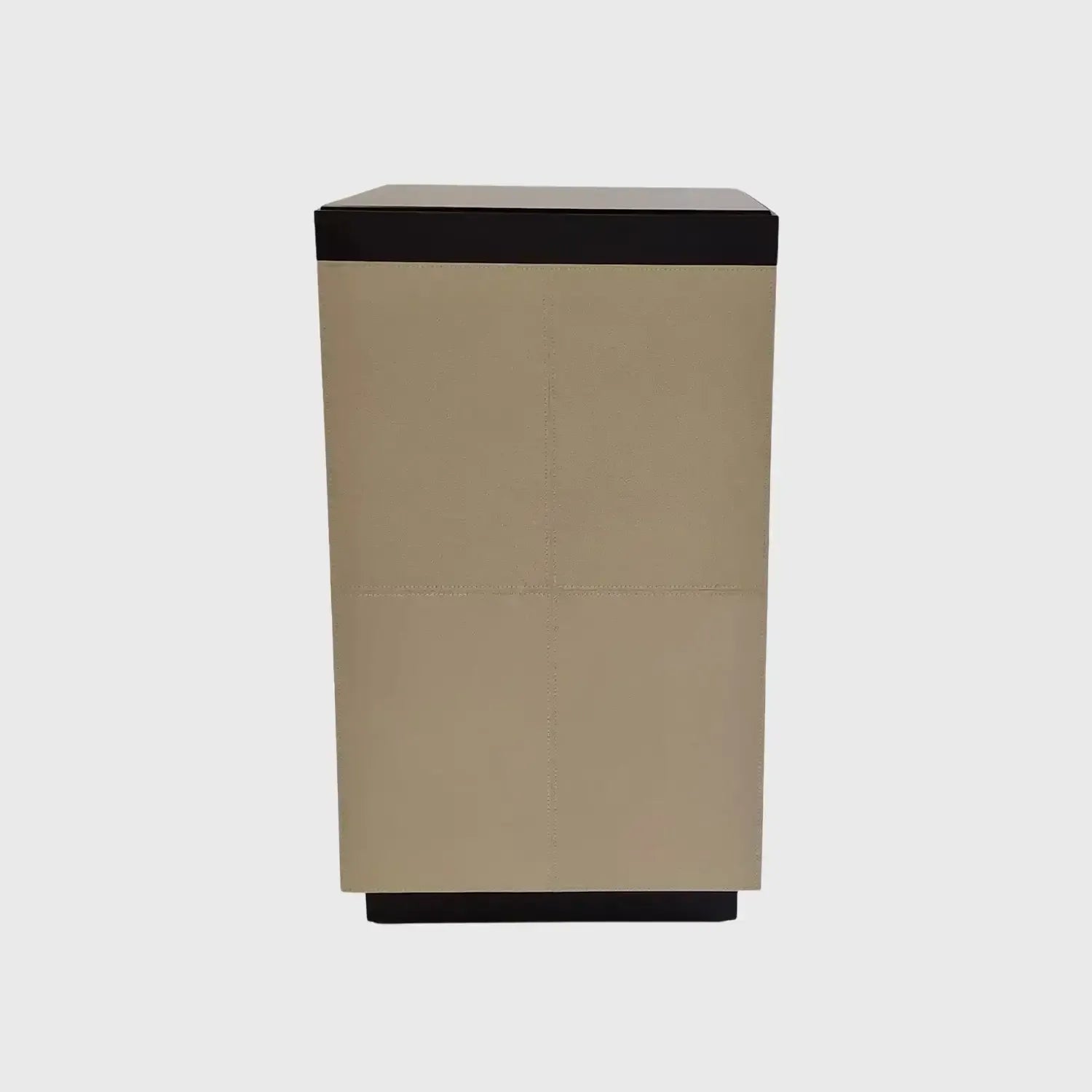 Paragon Leather Pedestal 47cm