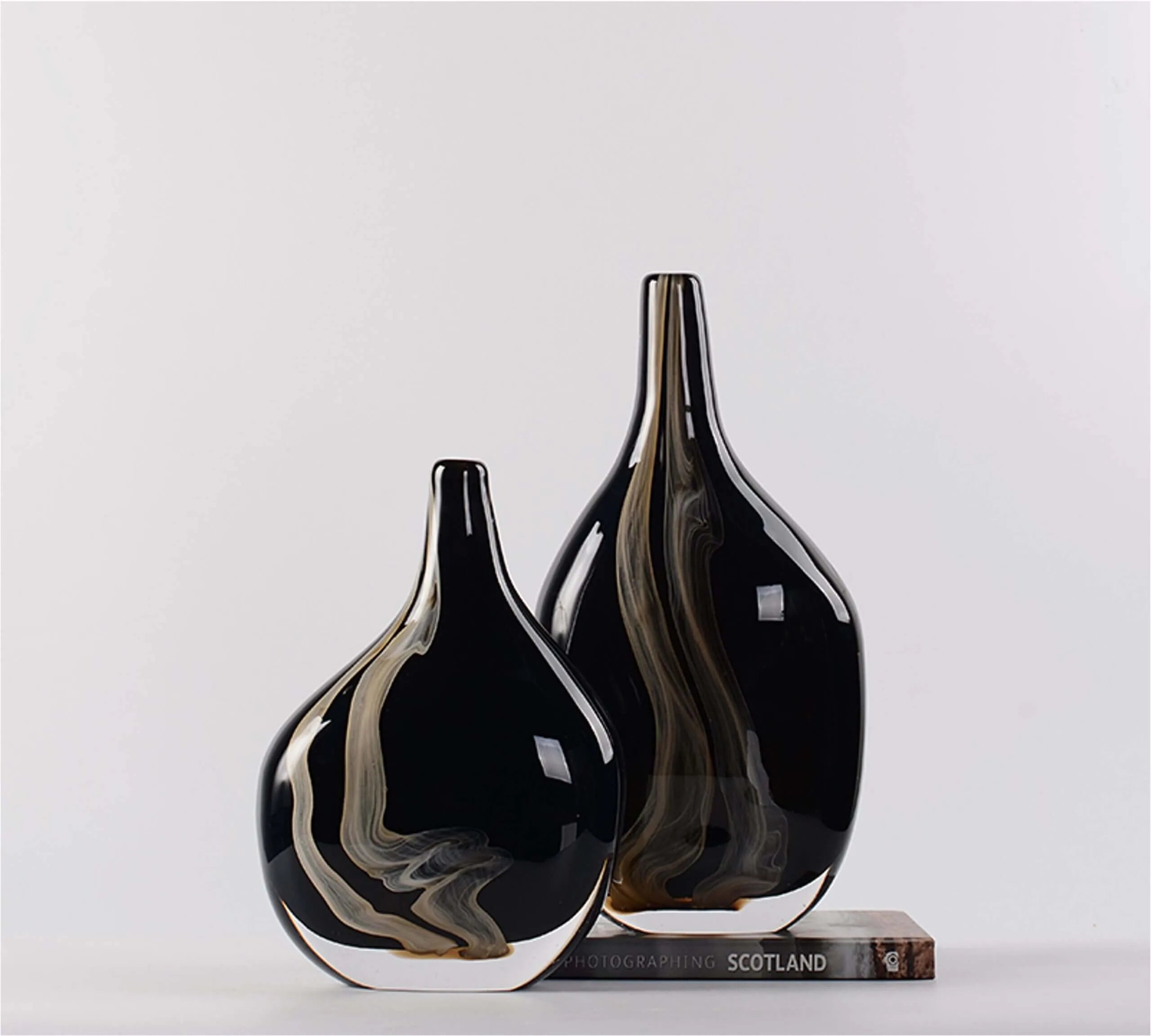 Studio Art Glass MAY21148