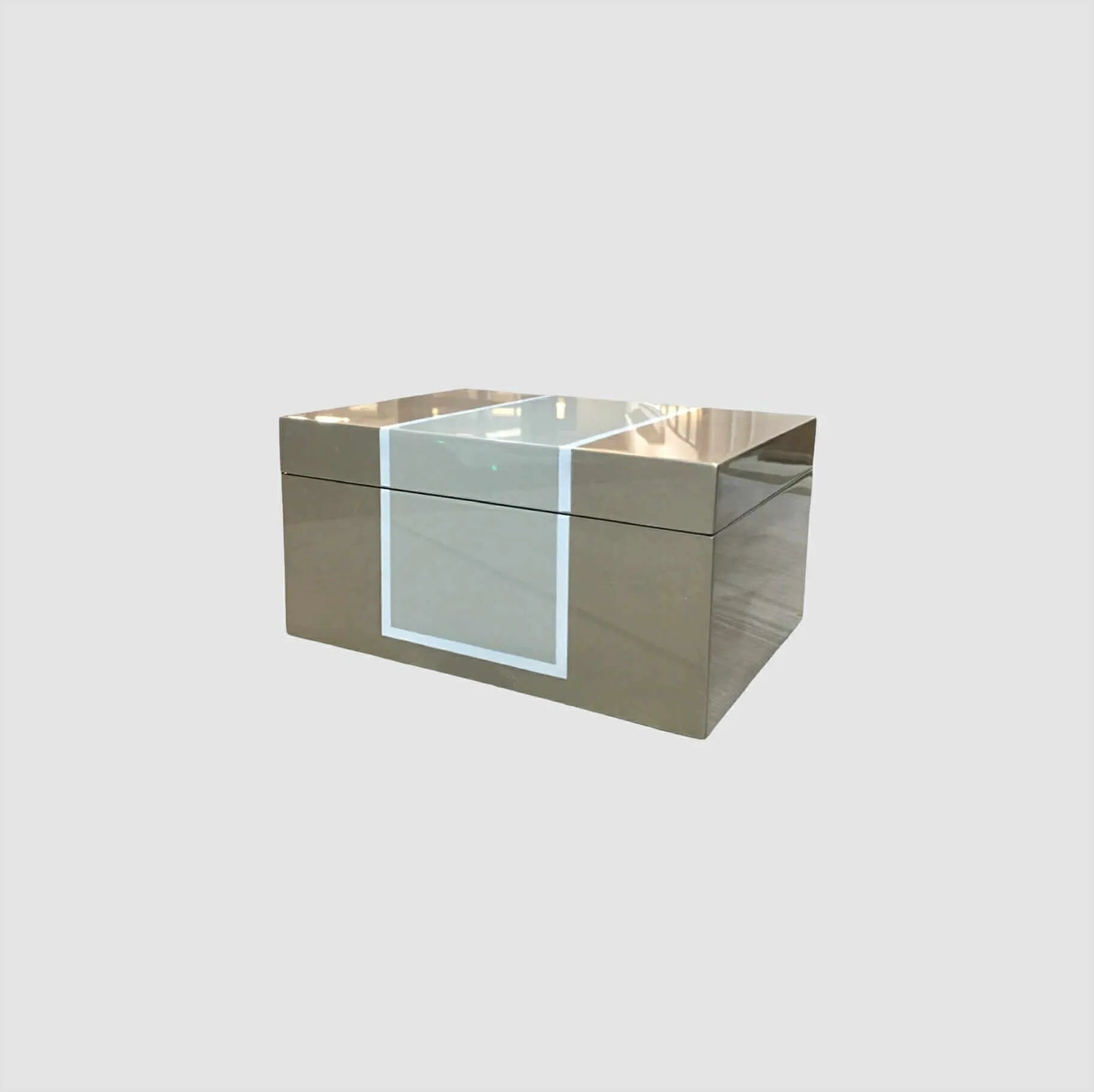 Two Tone Box Lacquer Small