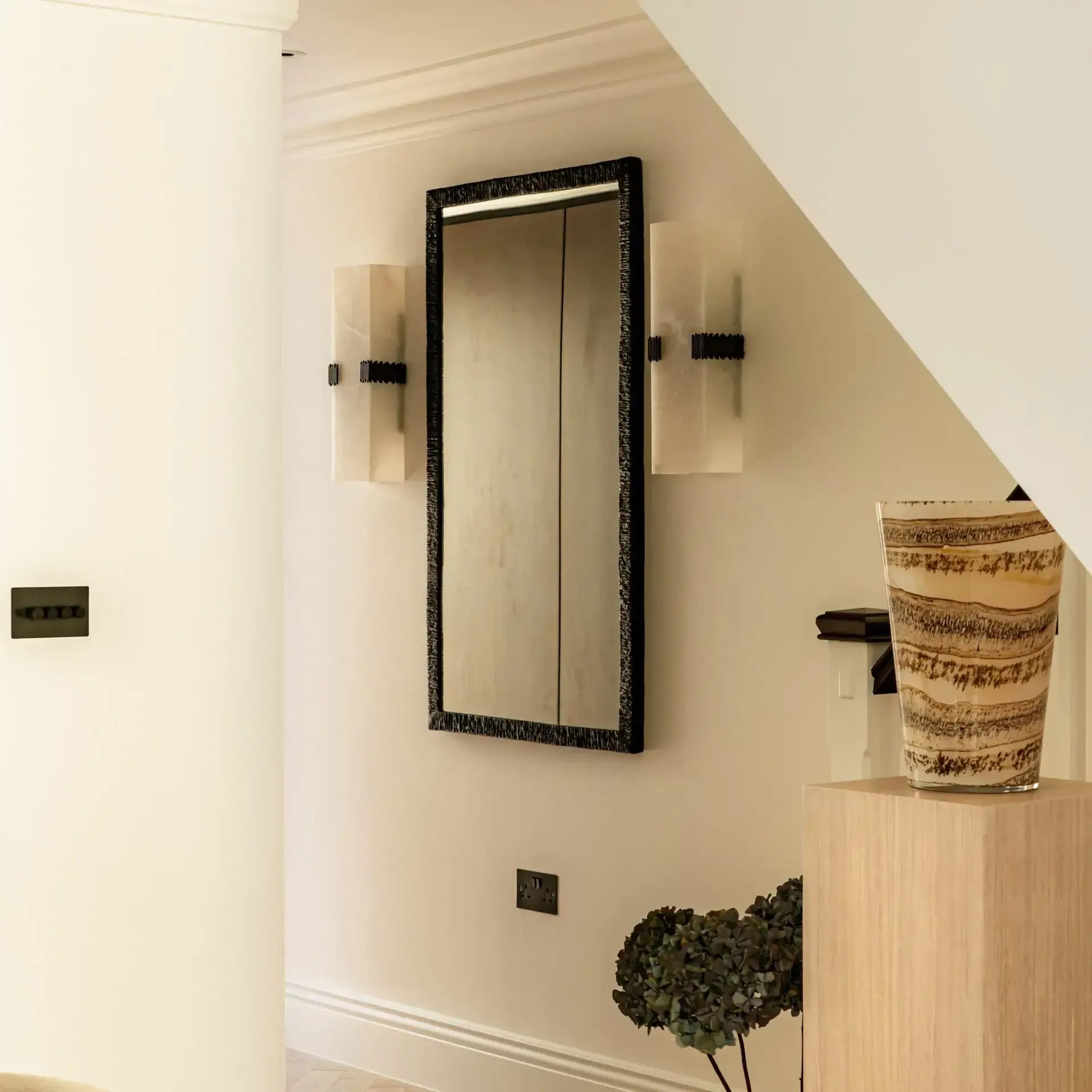 Wode Bronze Mirror
