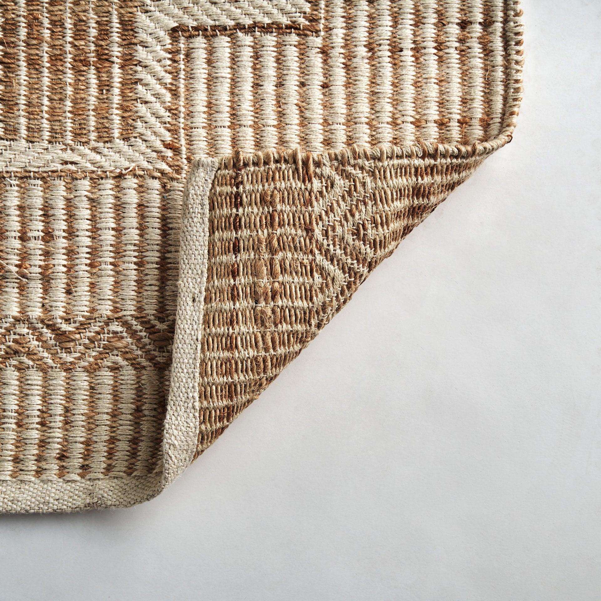 Alaia Jute Rug - Maison Rêves UK