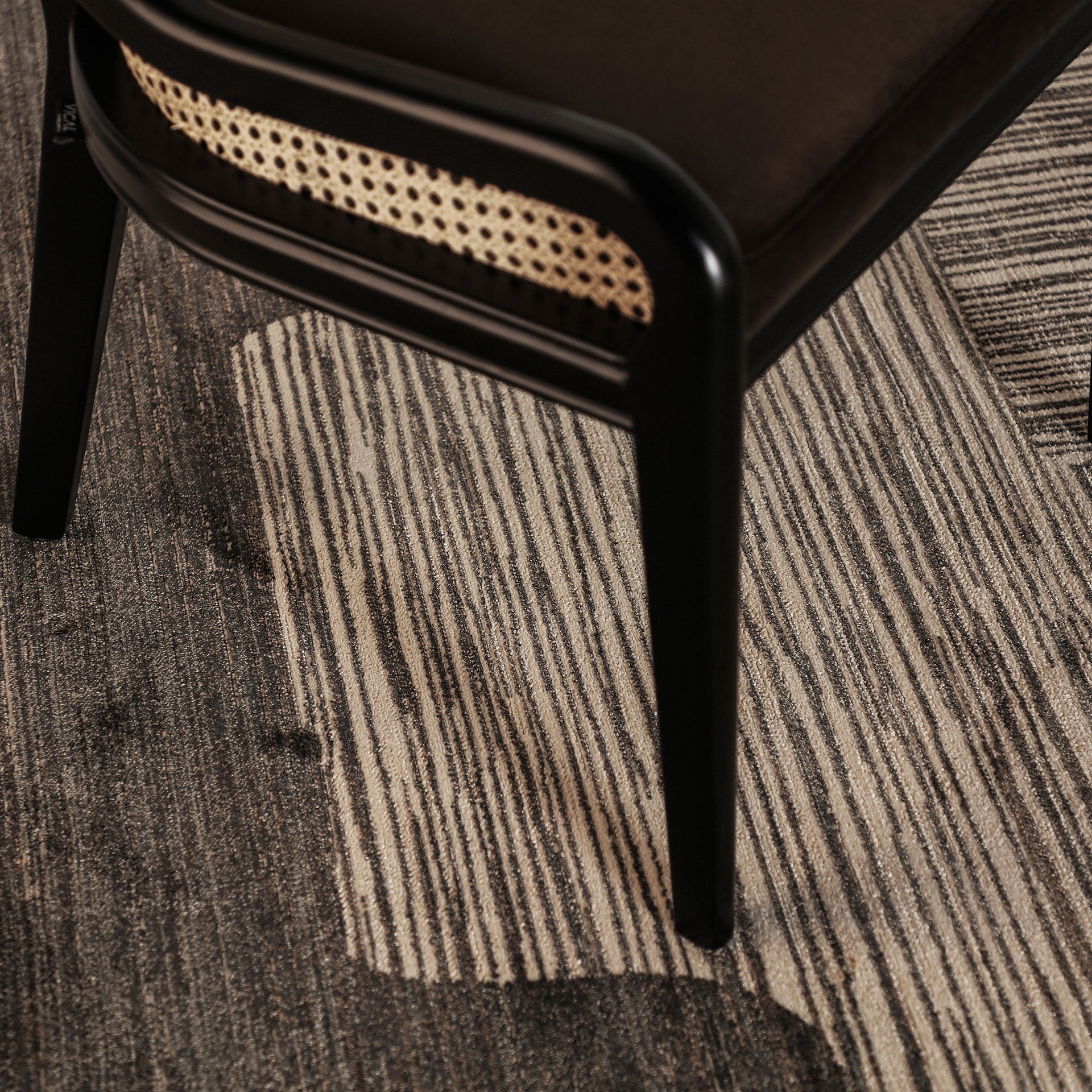 Shara Grey Rug - Maison Rêves UK