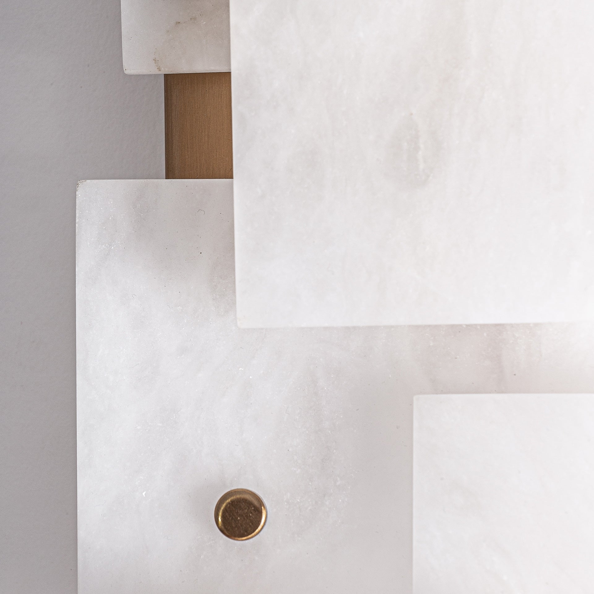 Chanya Alabaster Wall Lamp - Maison Rêves UK
