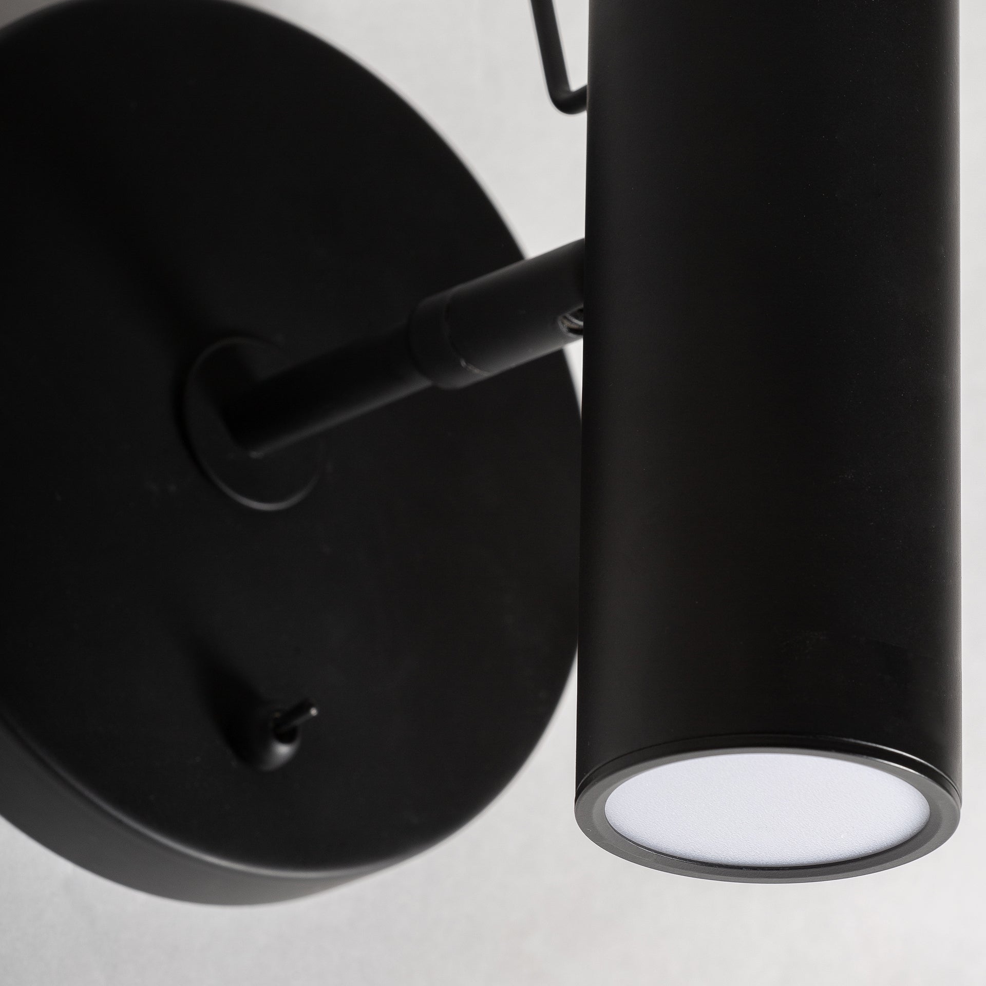 Speldorf Iron Wall Lamp - Maison Rêves UK