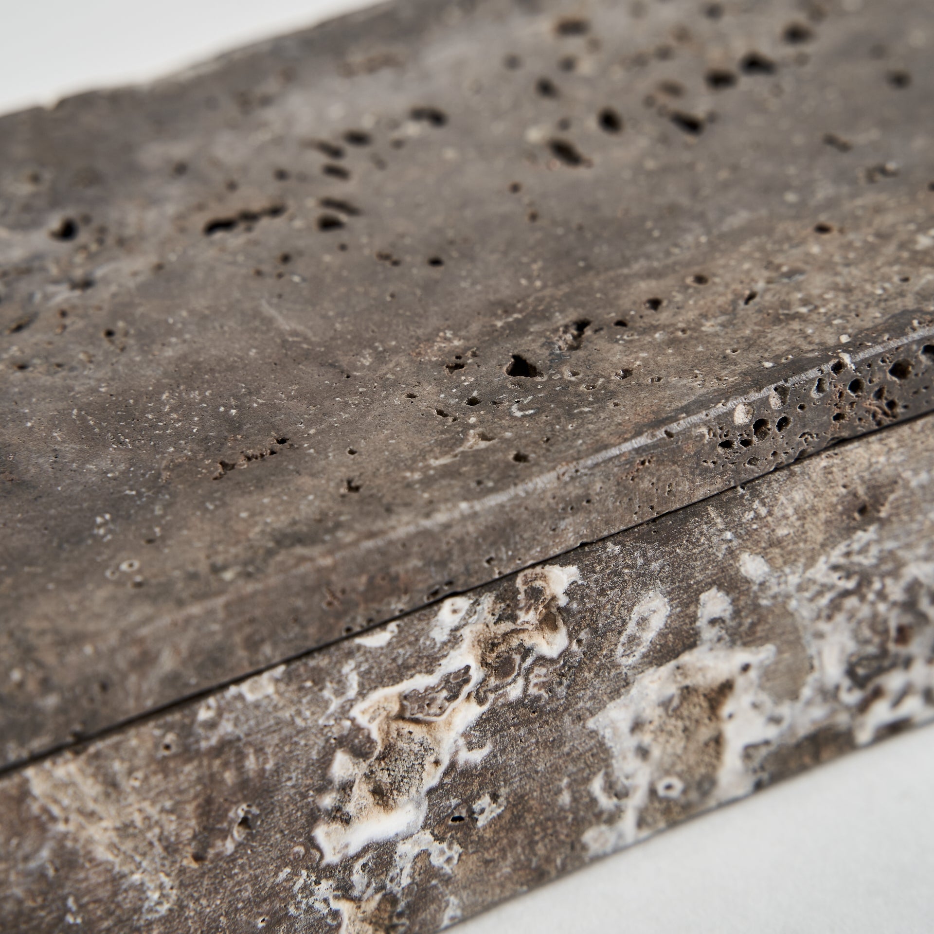 Avrig Travertine Box - Maison Rêves UK
