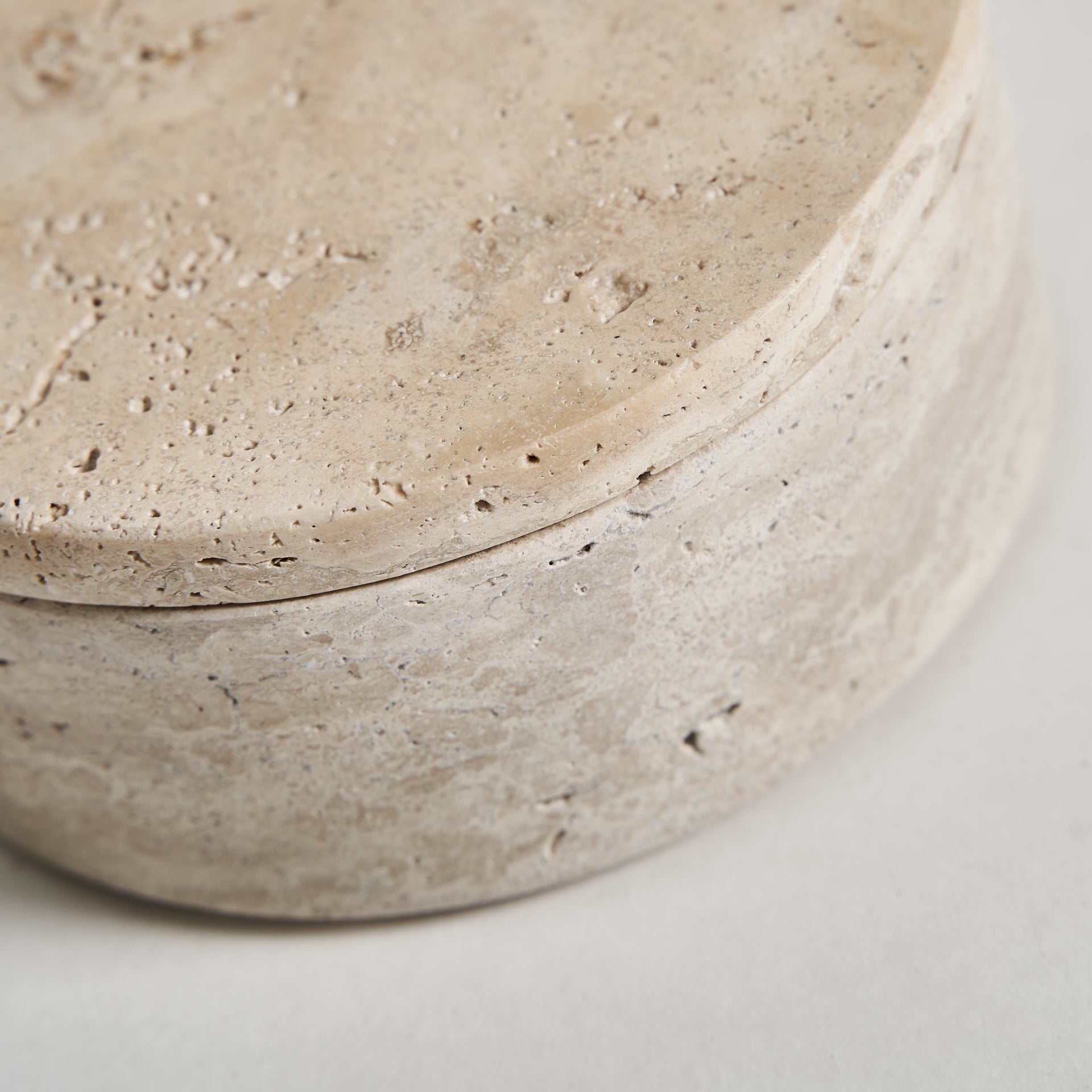 Motrus Travertine Box - 6cm - Maison Rêves UK
