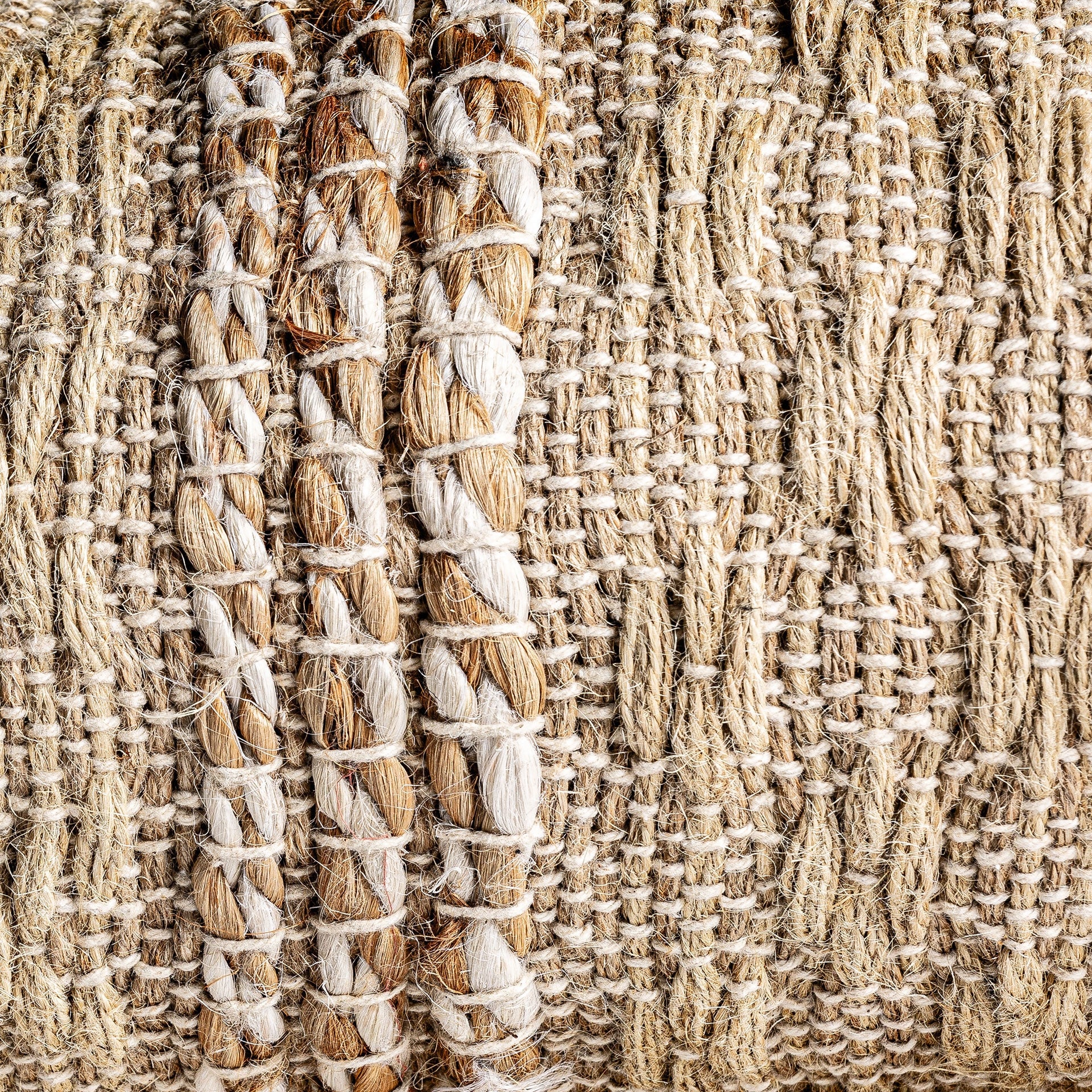 Gleishe Cotton Cushion - Maison Rêves UK