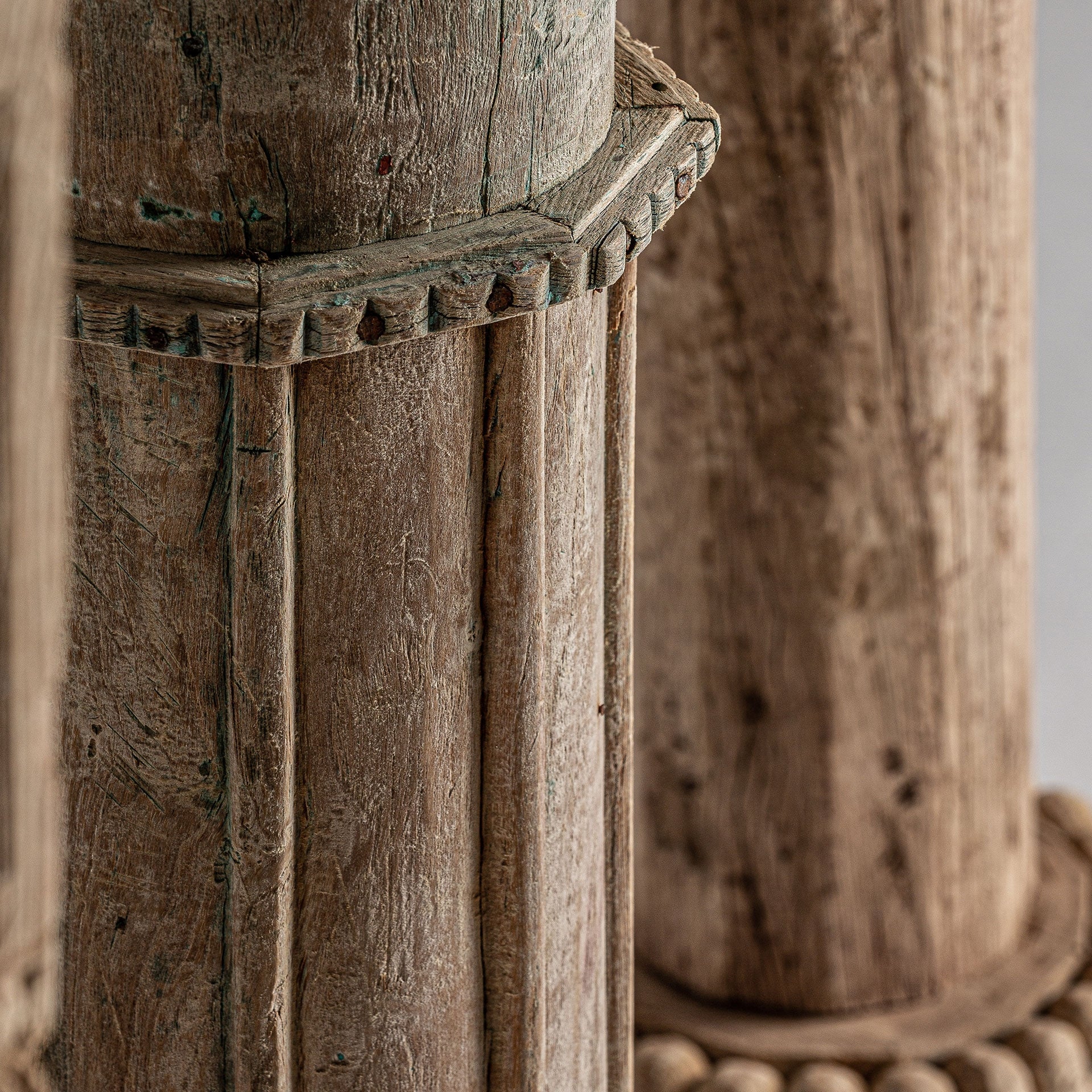 Askale Teak Wood Column - Maison Rêves UK