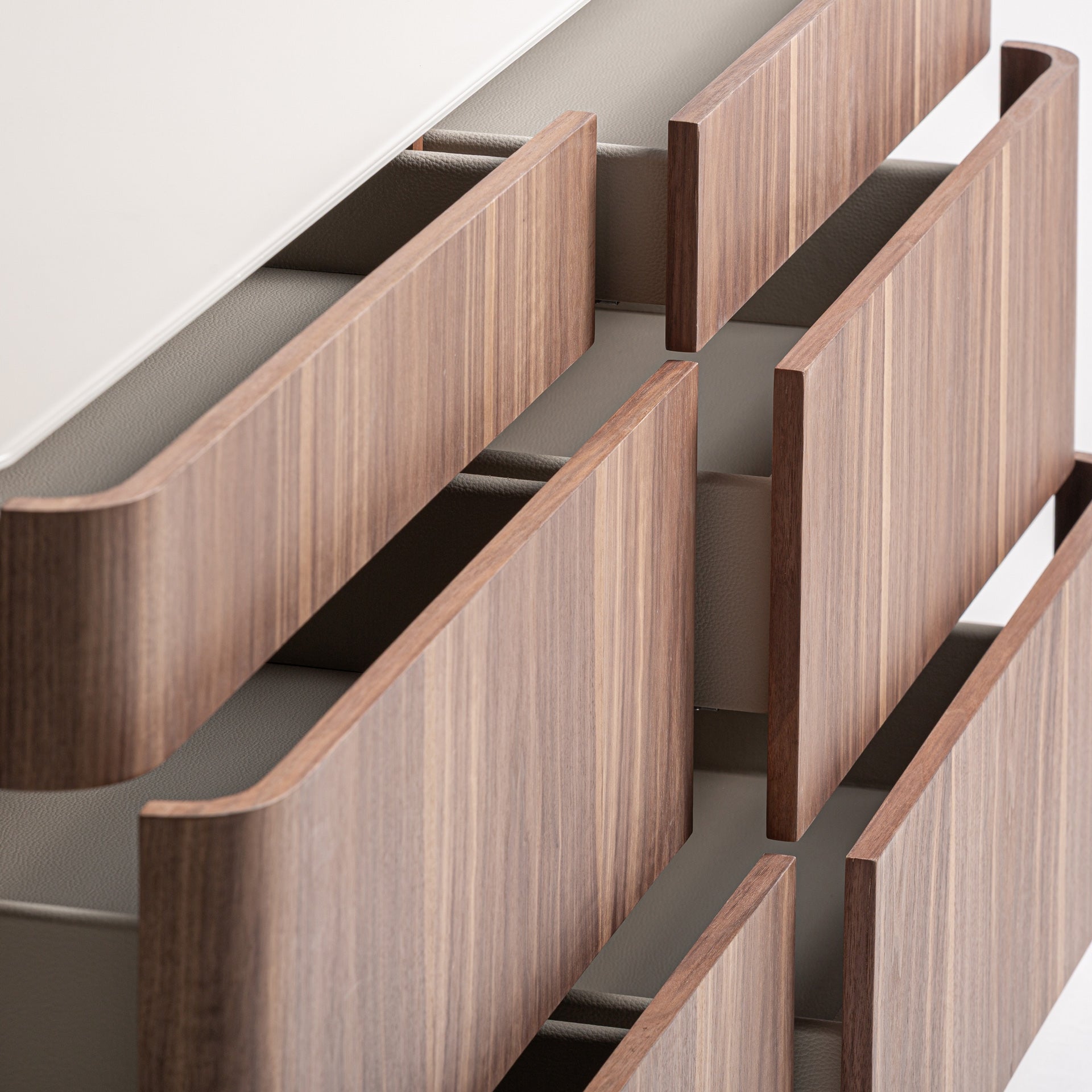 Vizille Plywood Chest of Drawers - Maison Rêves UK
