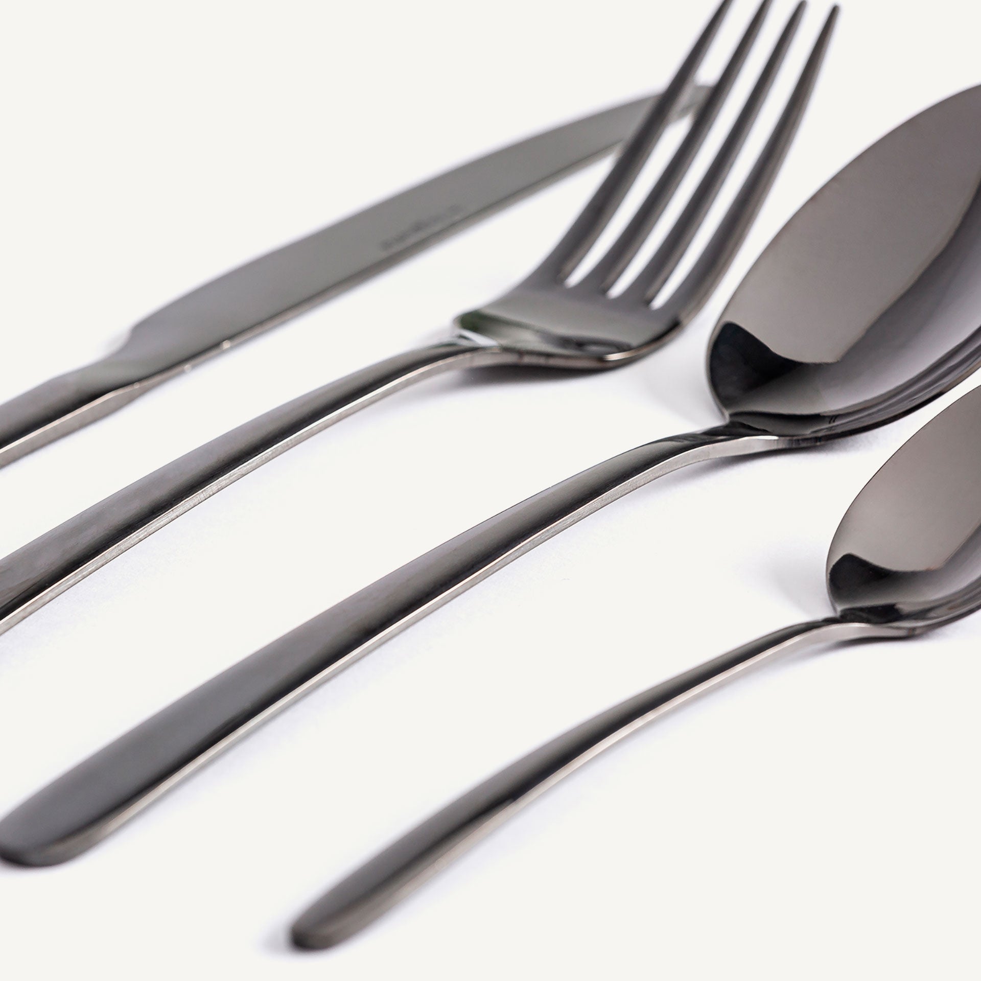 Saku Silver Steel Cutlery (Set of 24) - Maison Rêves UK