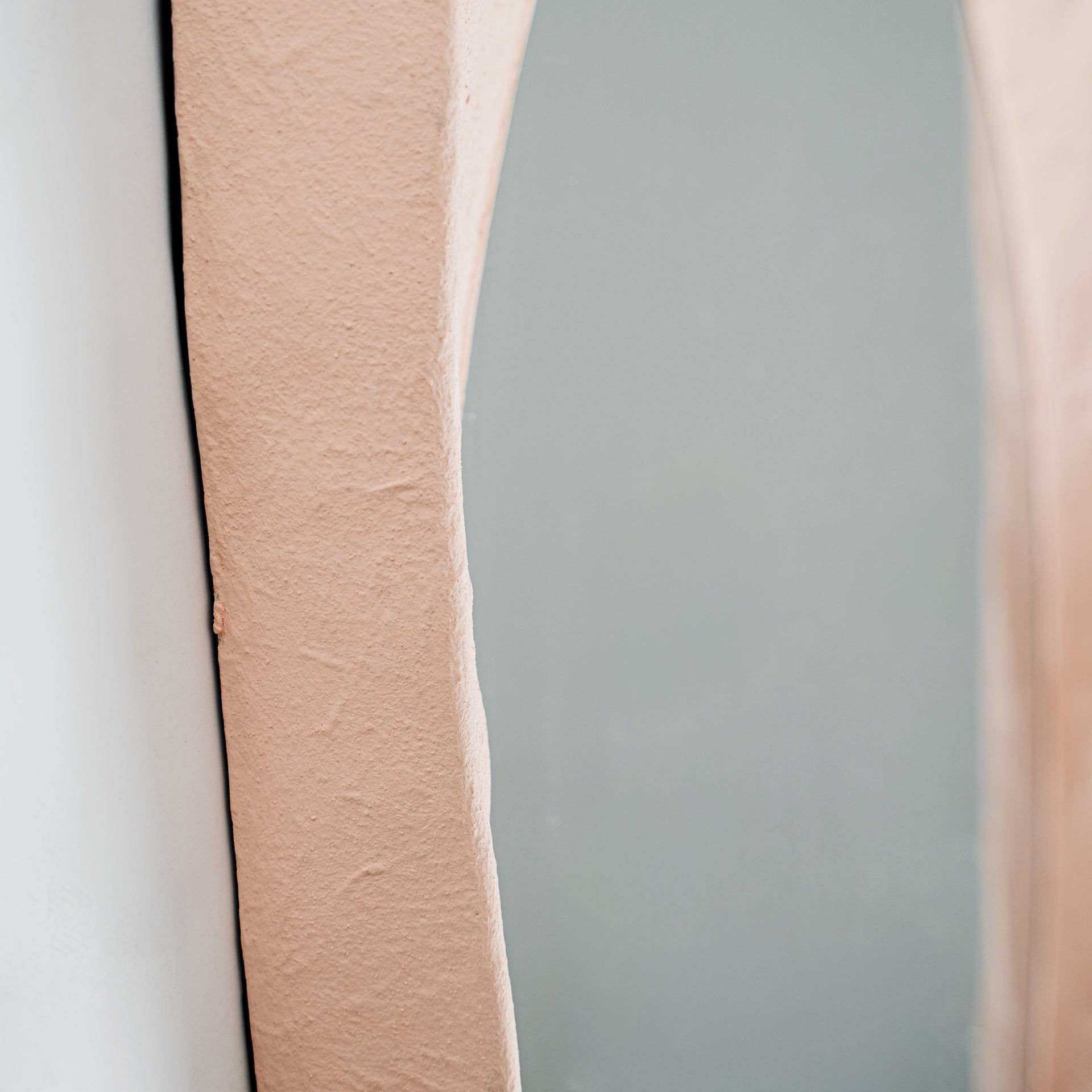 Budel Pale Pink Resin Mirror - Maison Rêves UK