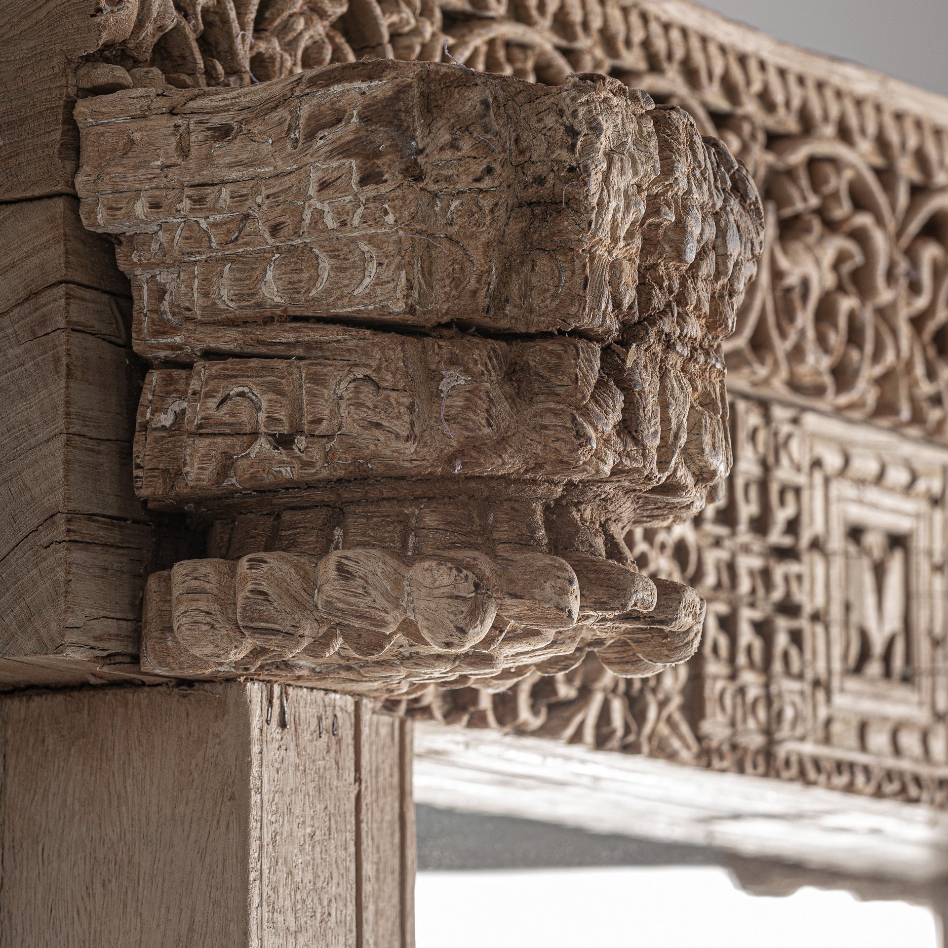 Shike Teak Wood Mirror - Maison Rêves UK