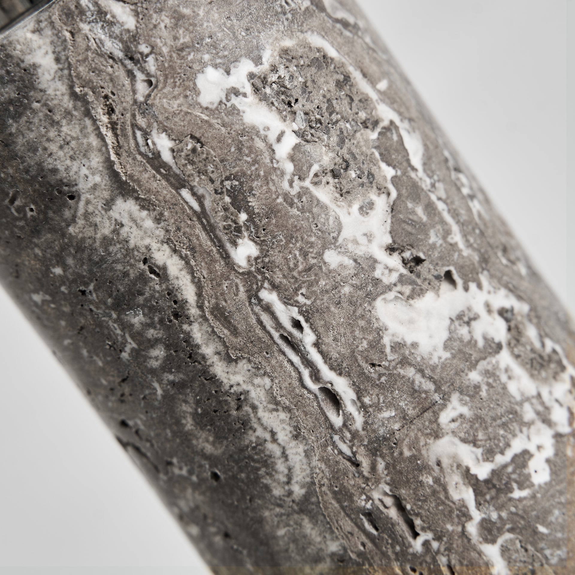Avrig Travertine Soap Dish - Maison Rêves UK