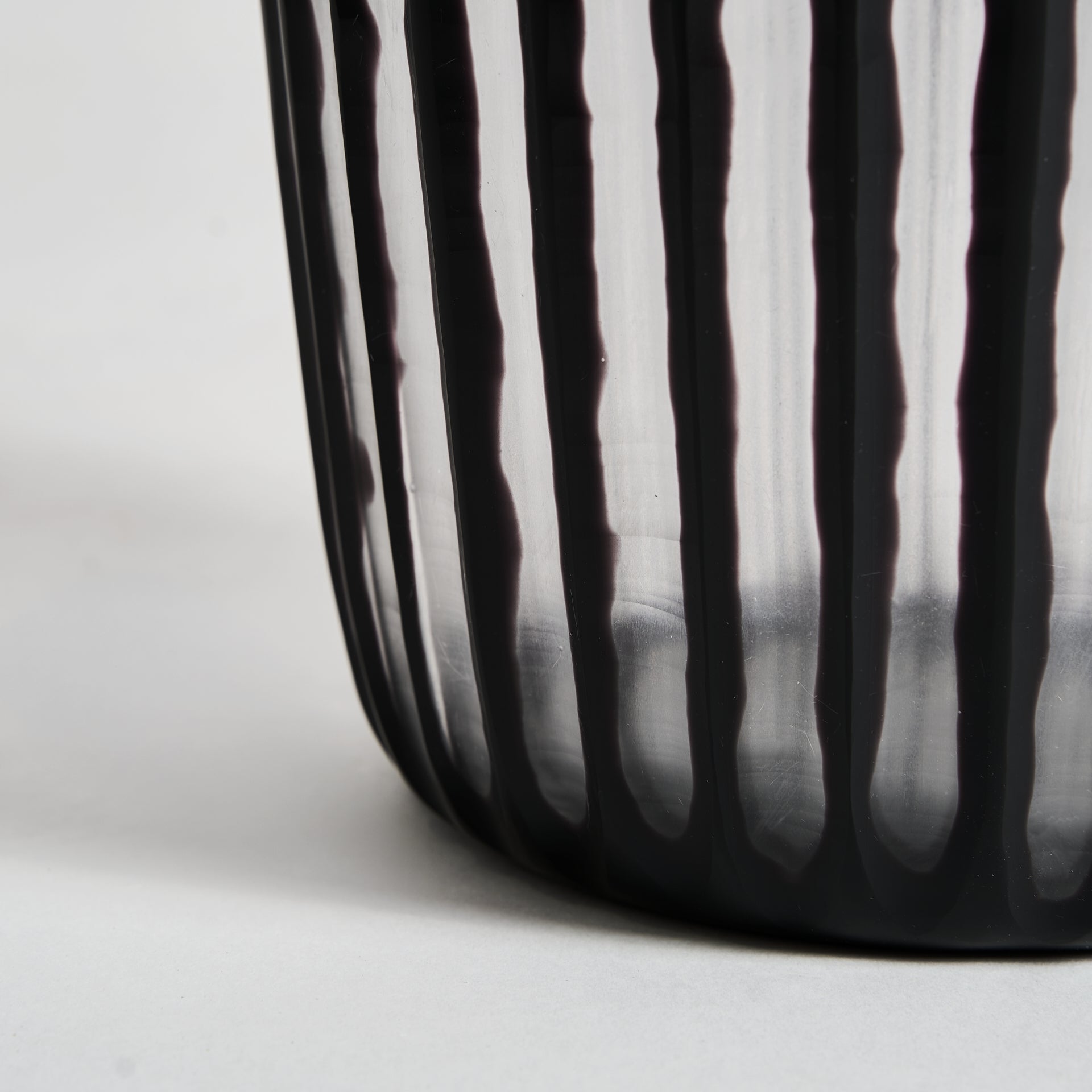 Doboz Glass Vase - 35cm - Maison Rêves UK