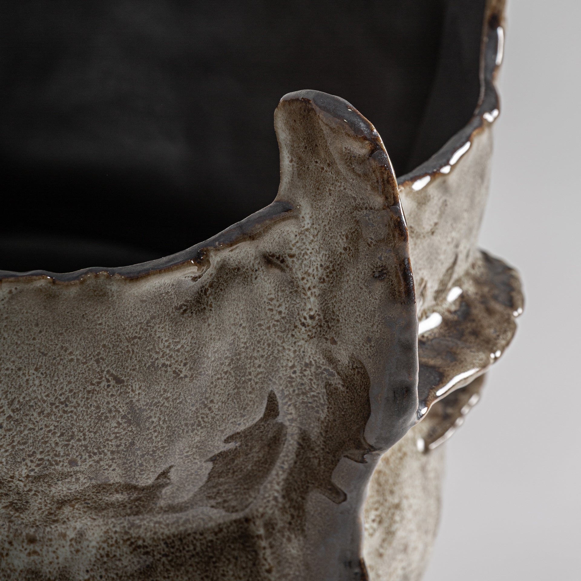 Erlea Ceramic Vase - Maison Rêves UK