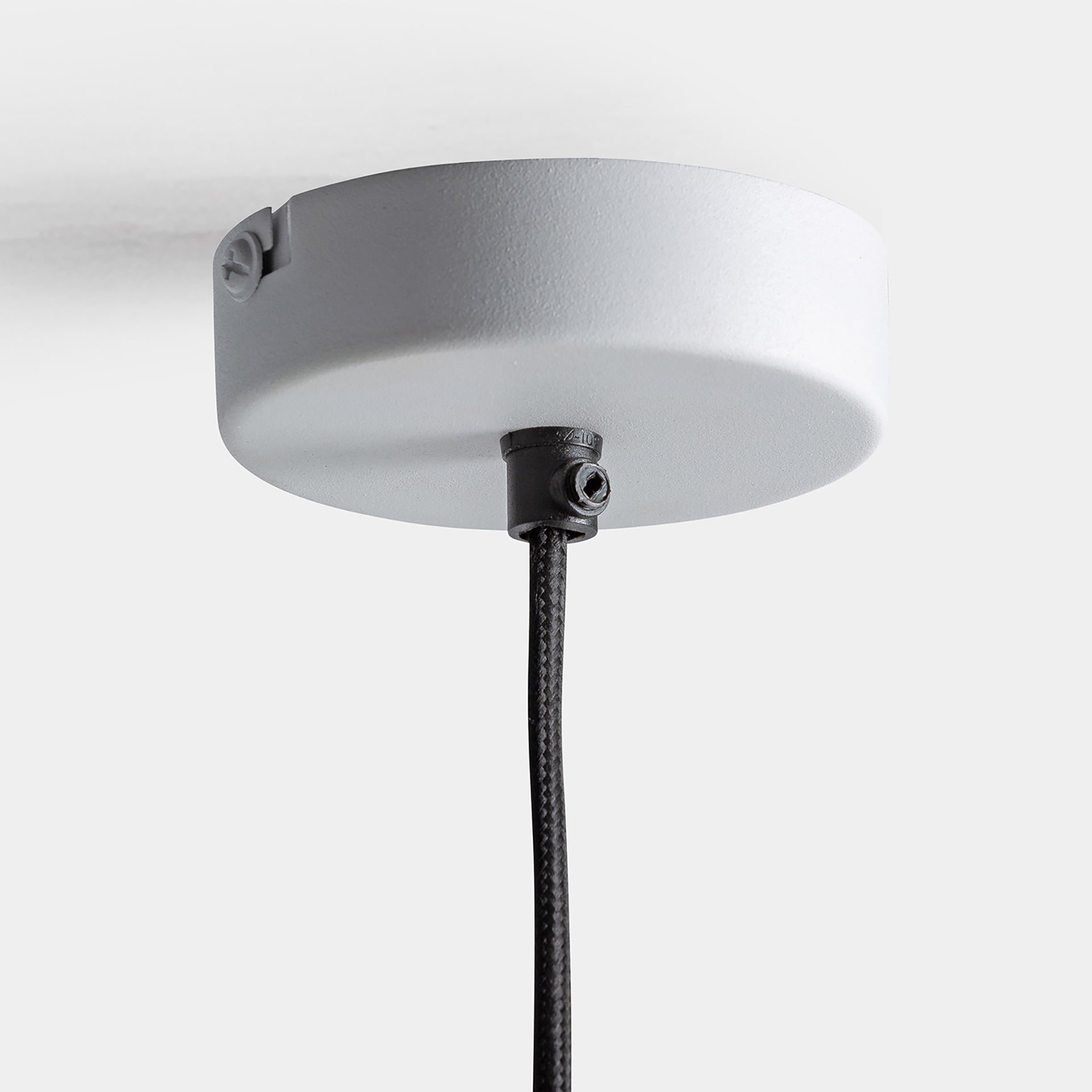 Lupstein Iron Ceiling Lamp - Maison Rêves UK
