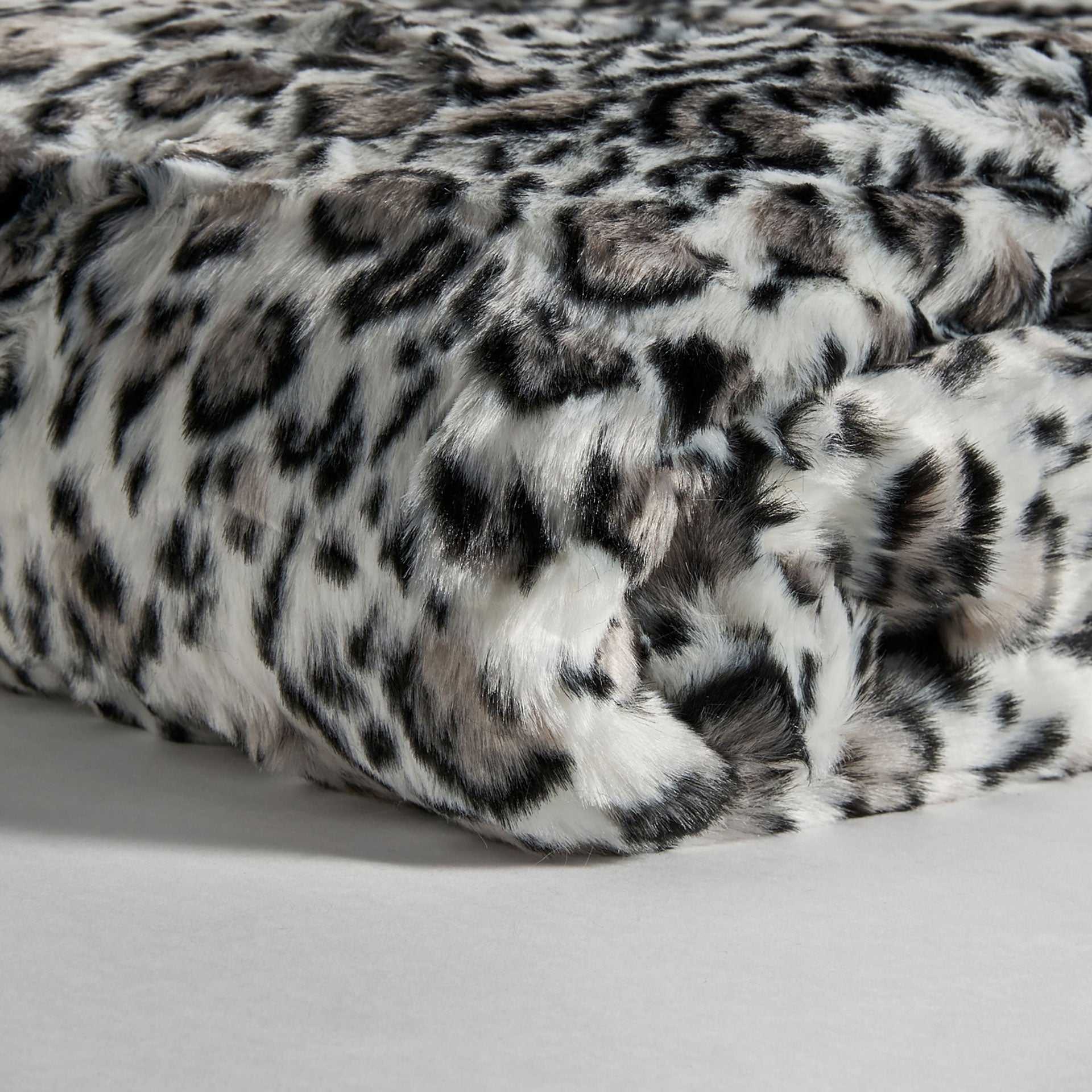 Leopardo White Blanket - Maison Rêves UK