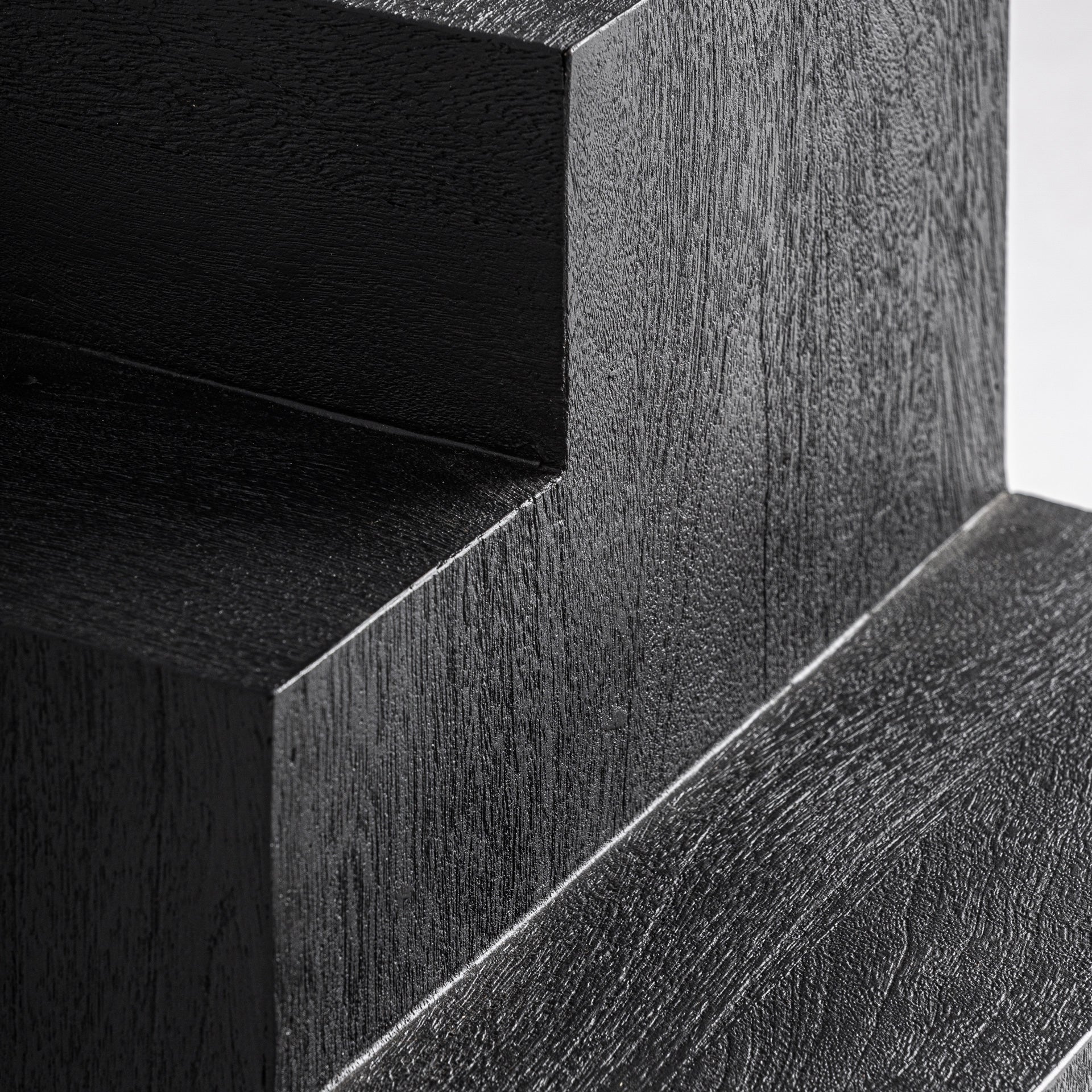 Pètria Mango Wood Side Table - 55cm - Maison Rêves UK
