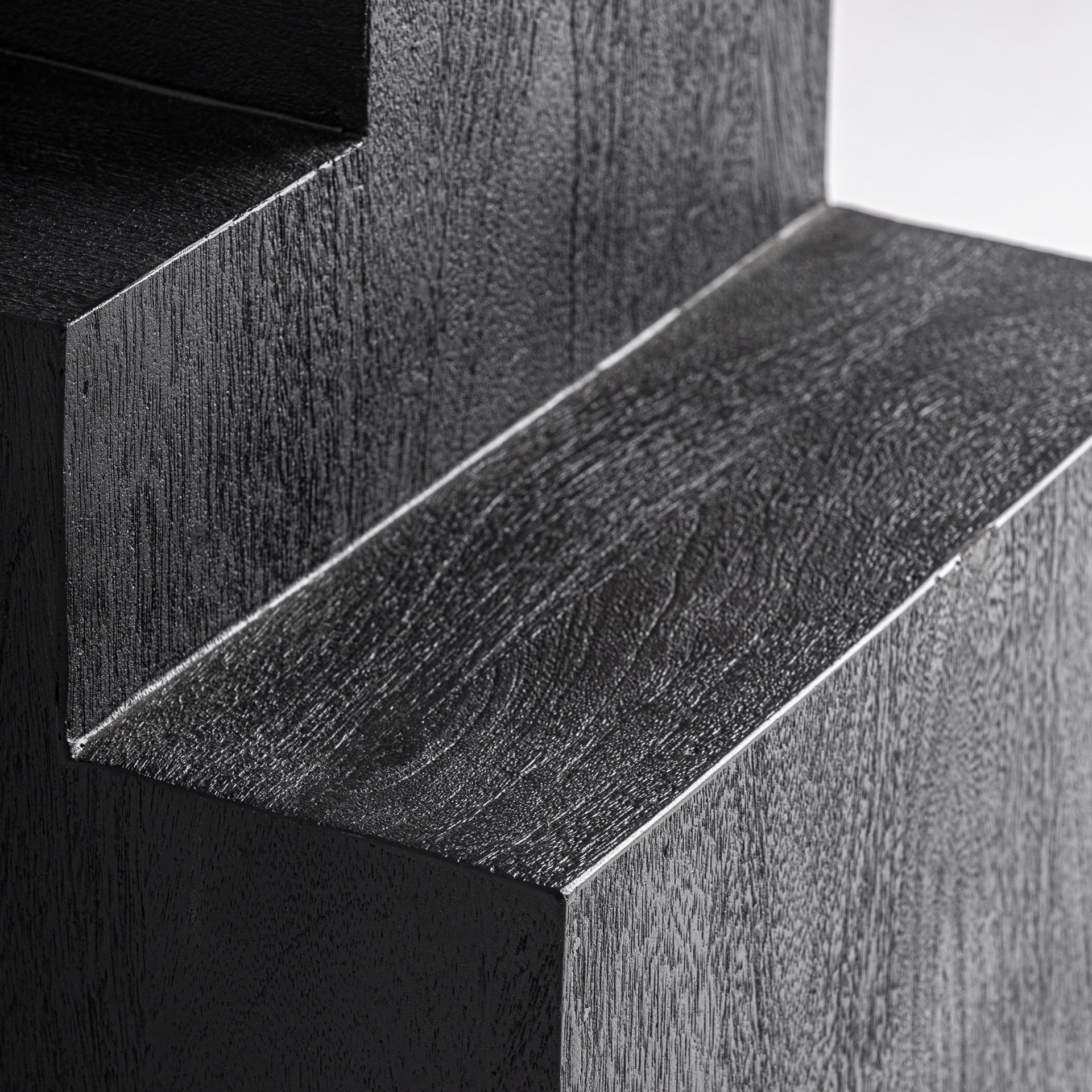 Pètria Mango Wood Side Table - 55cm - Maison Rêves UK