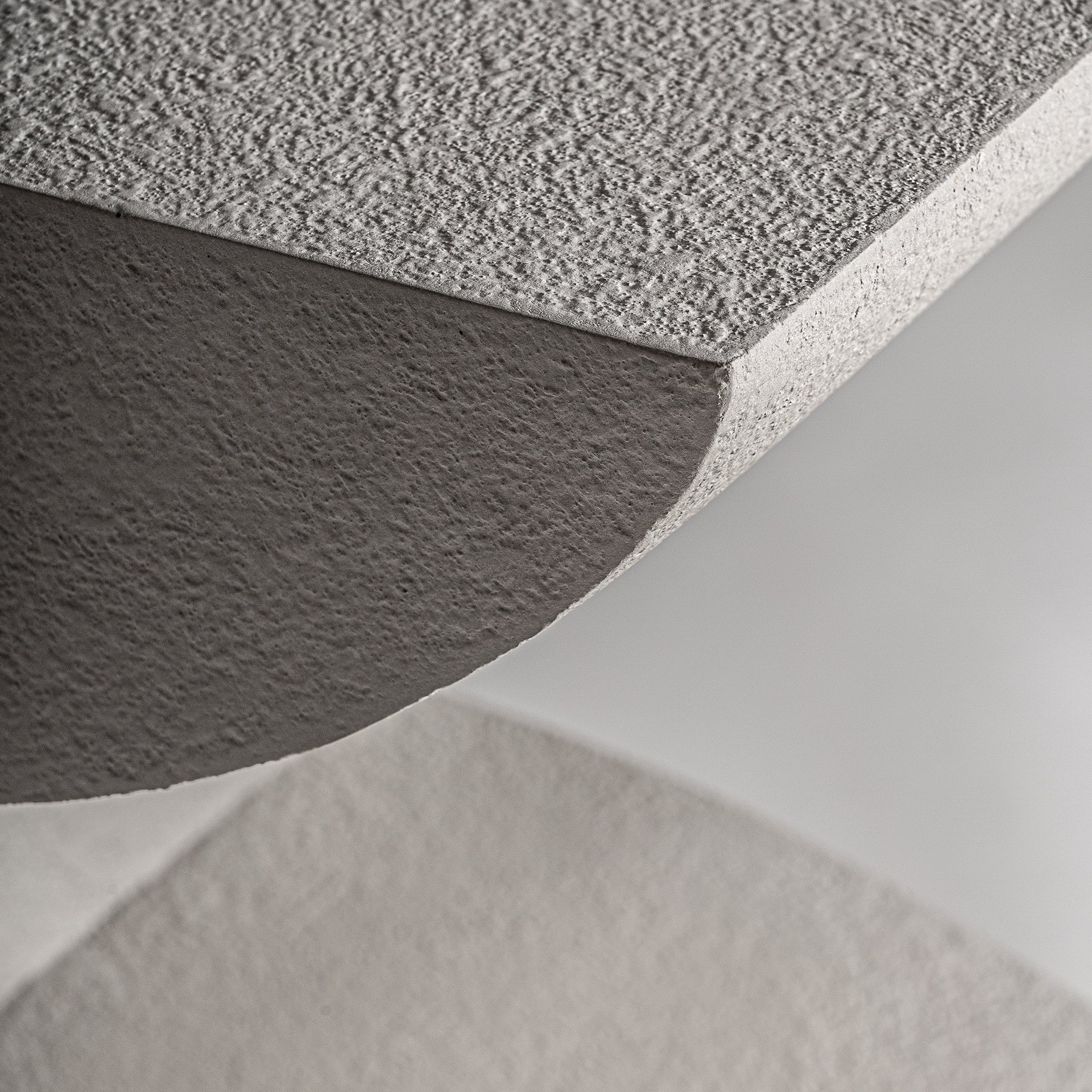 Trim Concrete Side Table - Maison Rêves UK