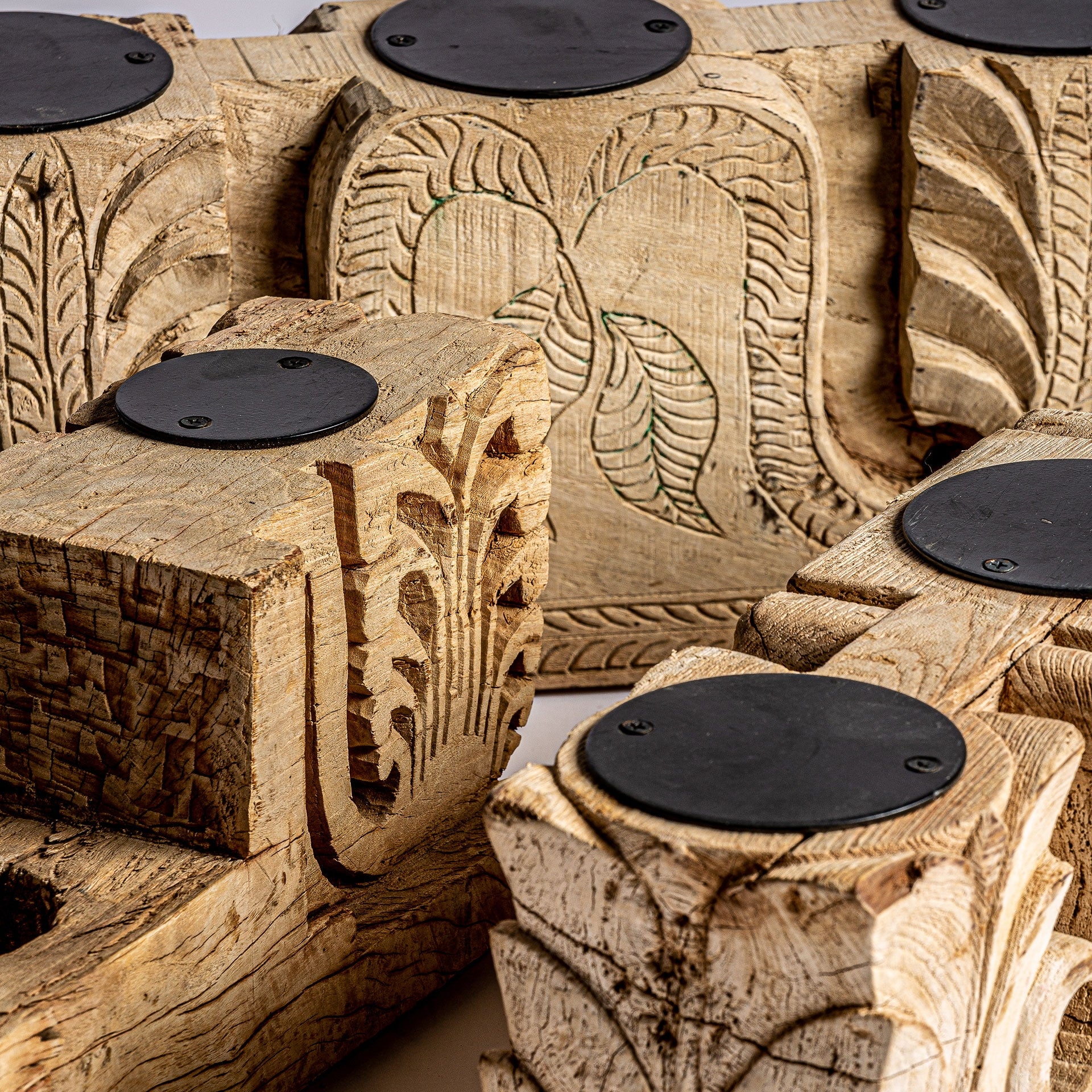 Argeen Teak Wood Candle Holder - Maison Rêves UK