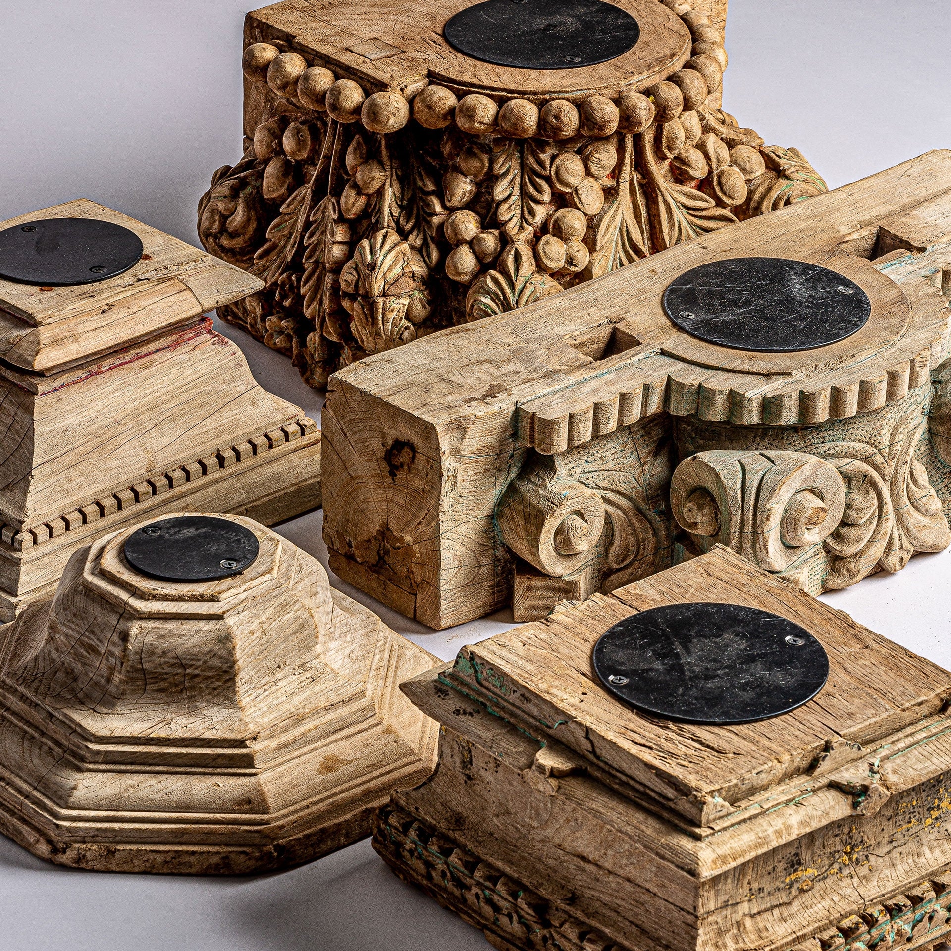 Dhobley Teak Wood Candle Holder - Maison Rêves UK