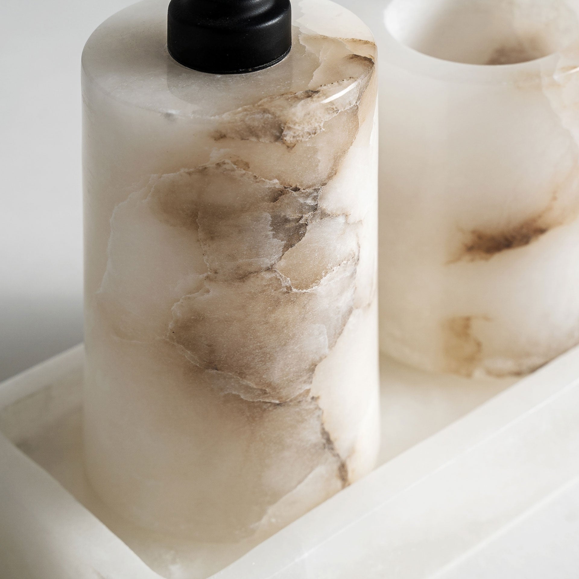 Gyal Marble Bathroom Set (Set of 3) - Maison Rêves UK