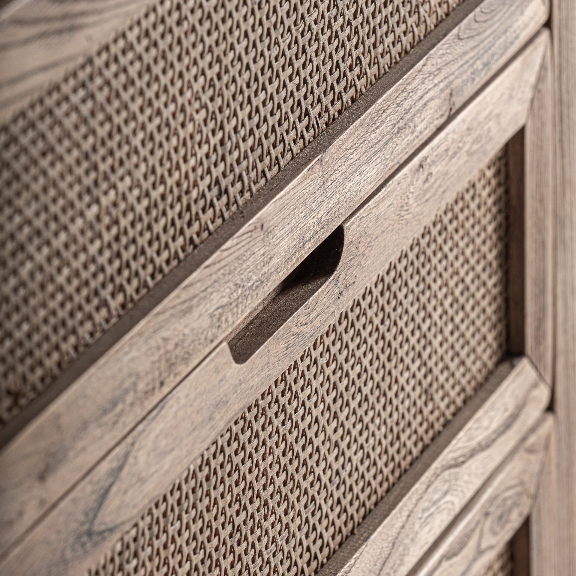Byremo Elm Wood Tall Chest of Drawers - Maison Rêves UK