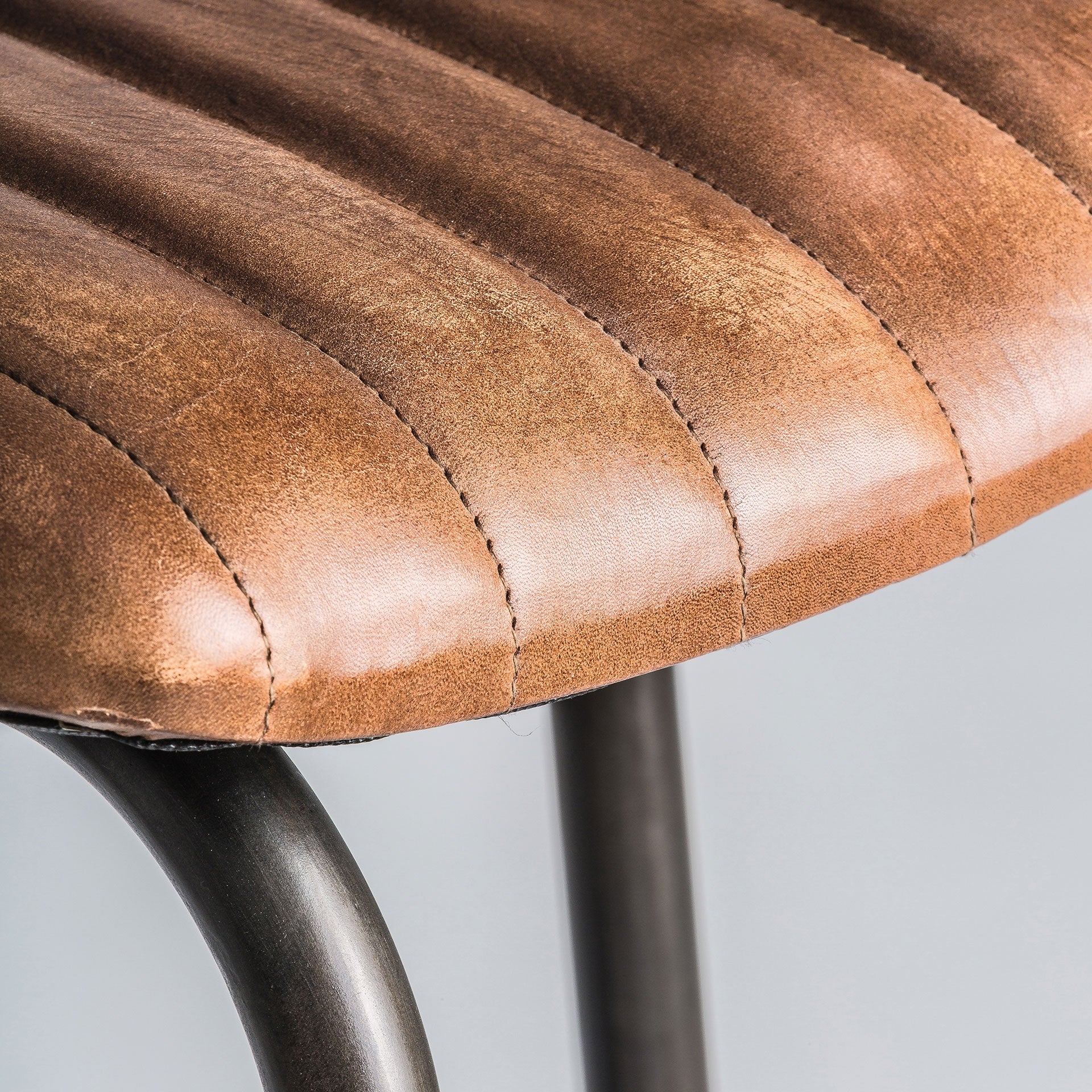 Chadron Iron Stool - Maison Rêves UK