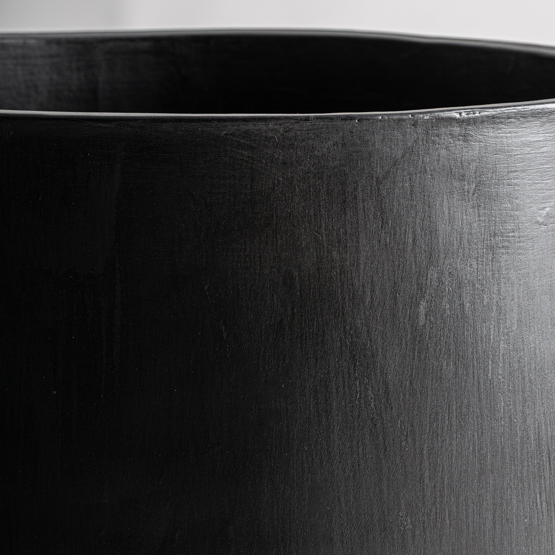 Michoux Reinforced Concrete Vase - Maison Rêves UK
