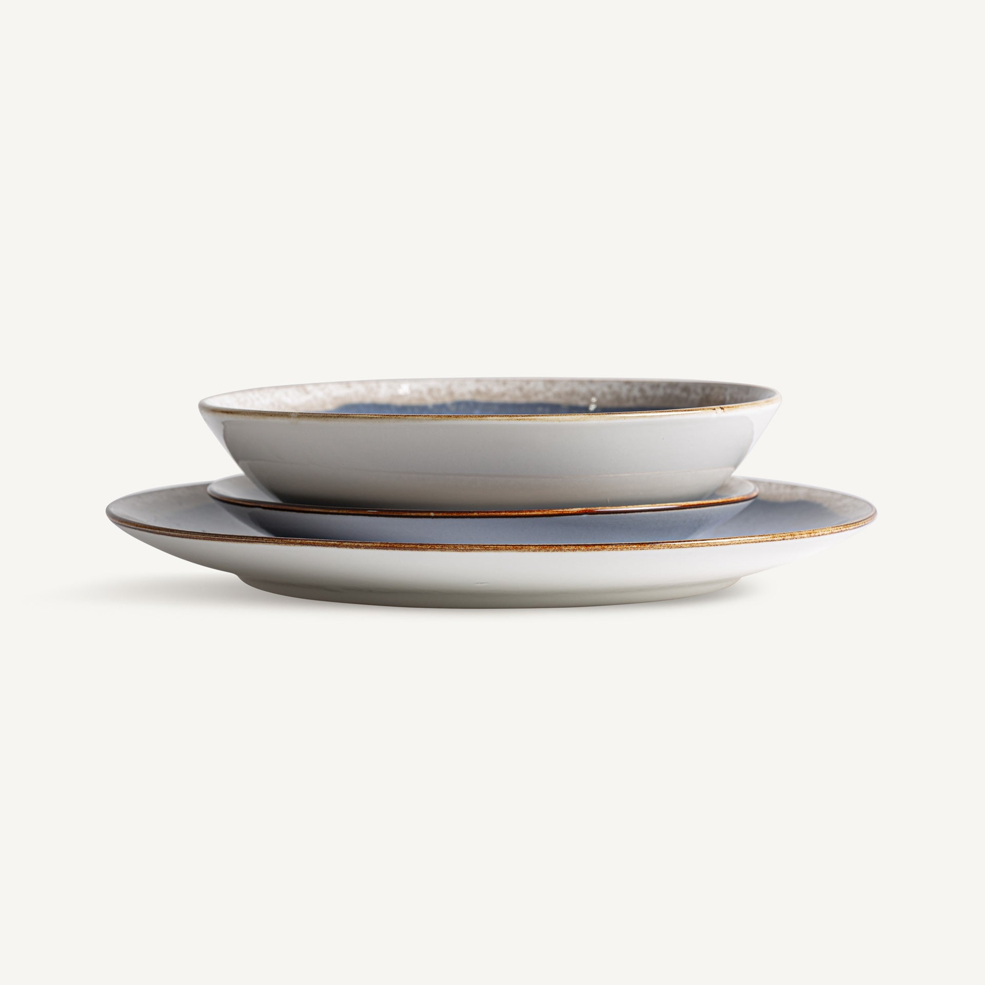 Sorans Porcelain Crockery (Set of 18) - Maison Rêves UK