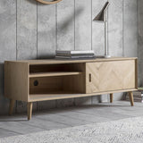 Astley Oak Media Unit - Maison Rêves UK