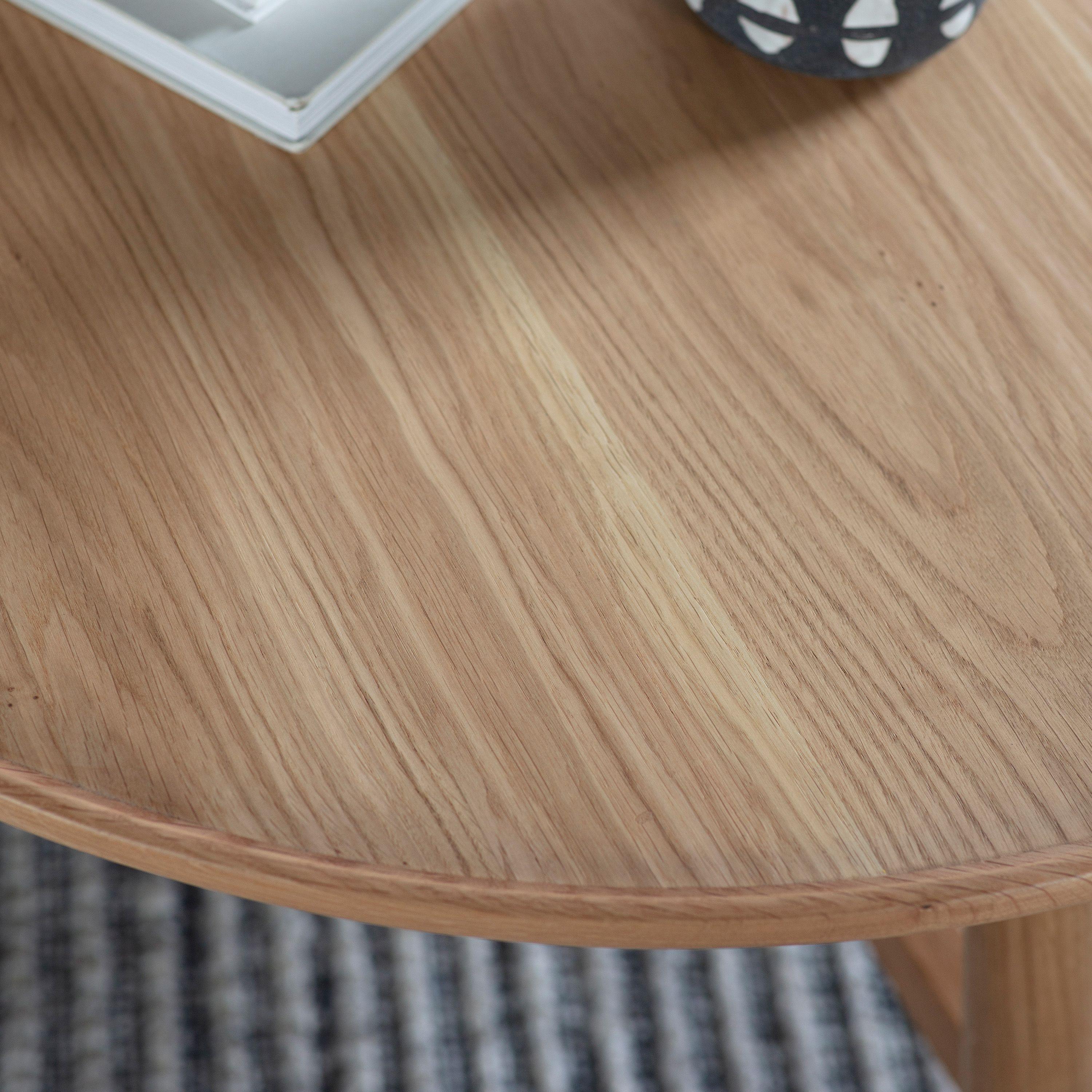 Fernhaven Solid Oak Round Coffee Table - Maison Rêves UK