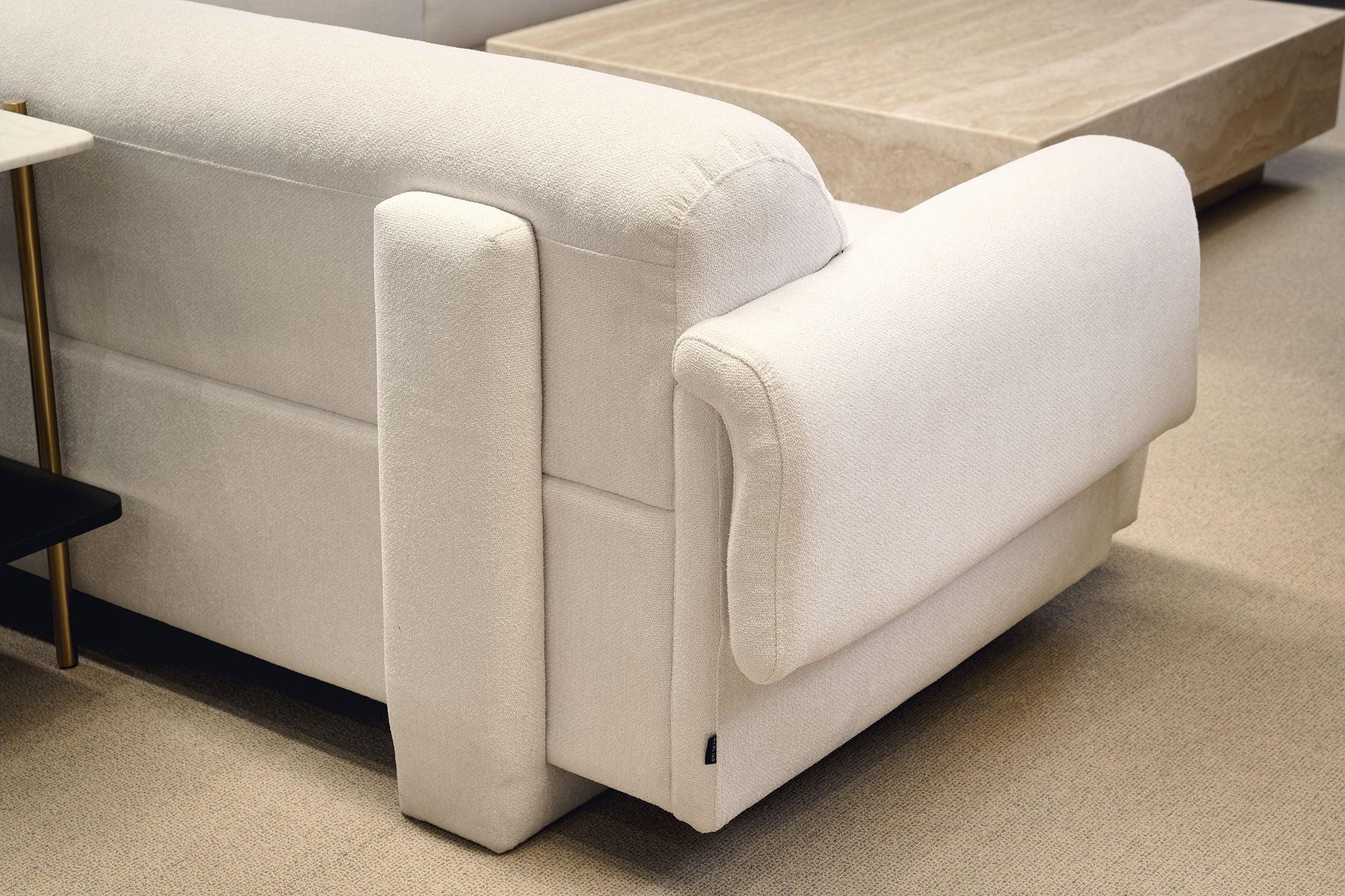Frankie 3-Seater Sofa - Chex Polar Boucle - Maison Rêves UK