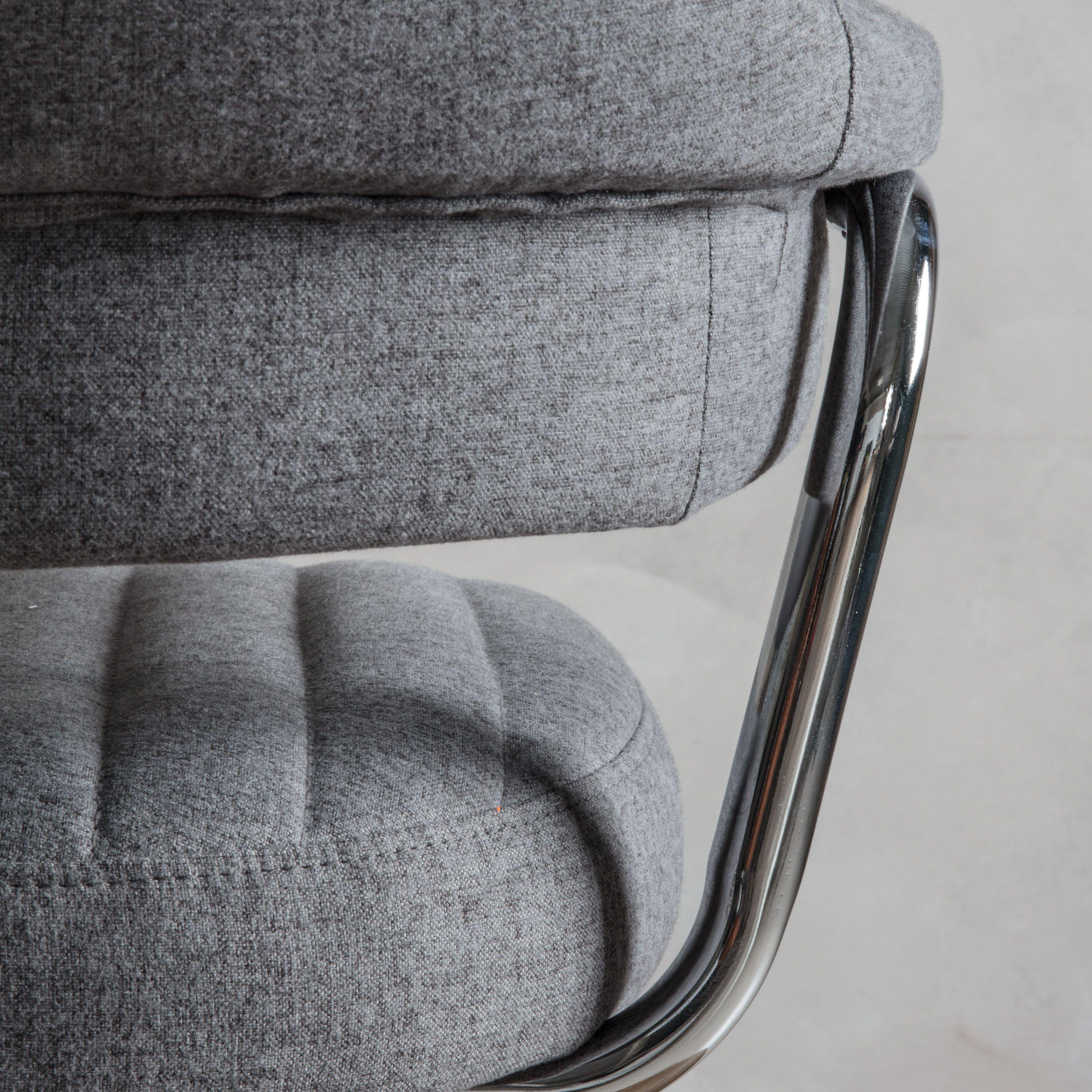 Meridelle Fabric Swivel Chair - Maison Rêves UK