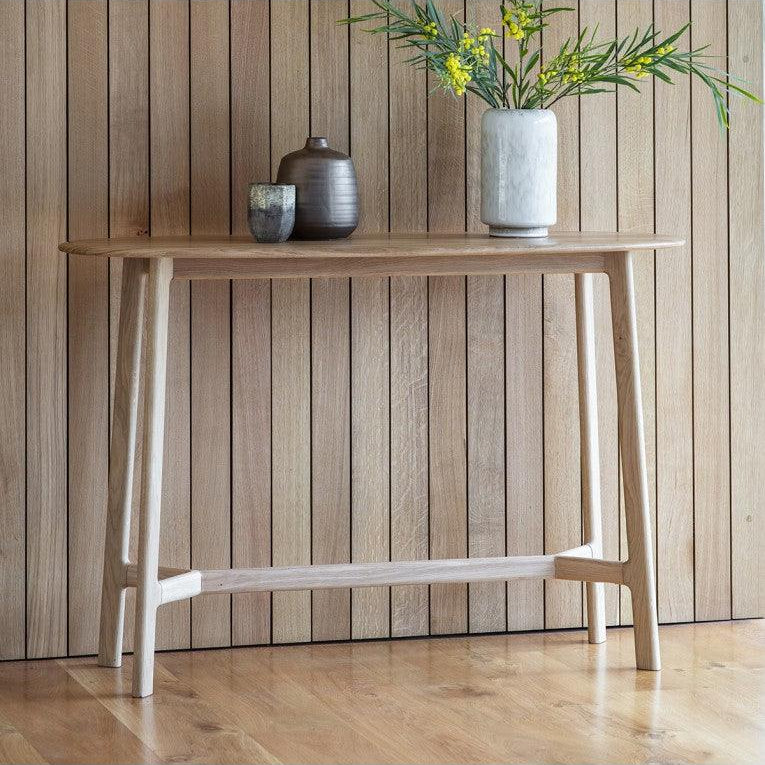 Modera Oak Console Table - Maison Rêves UK